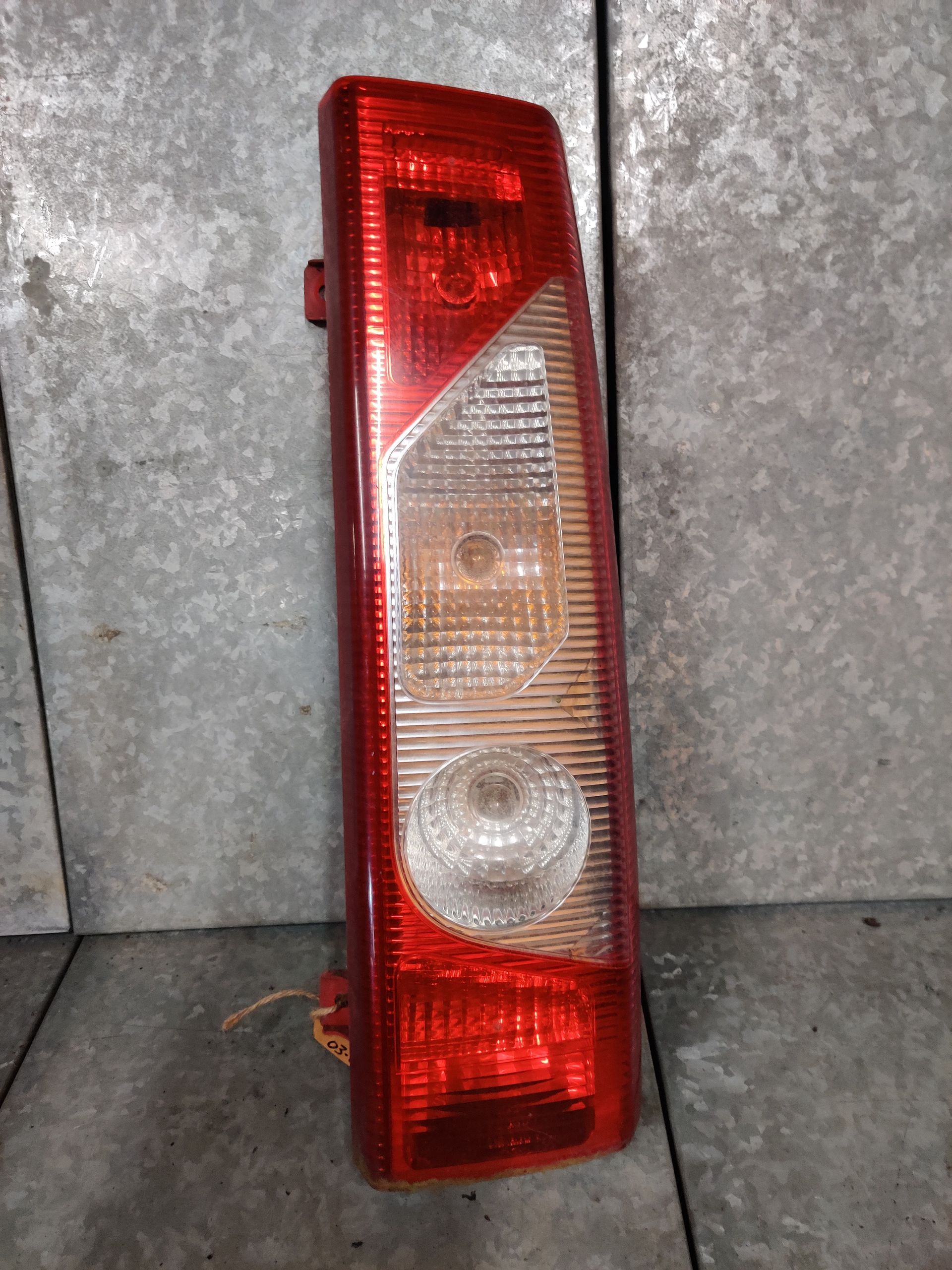 V70, Golf 3, Megane, Scudo, Peugeot, Celica, Fox, Samurai bij Stegeman Autosloperij in Exel.