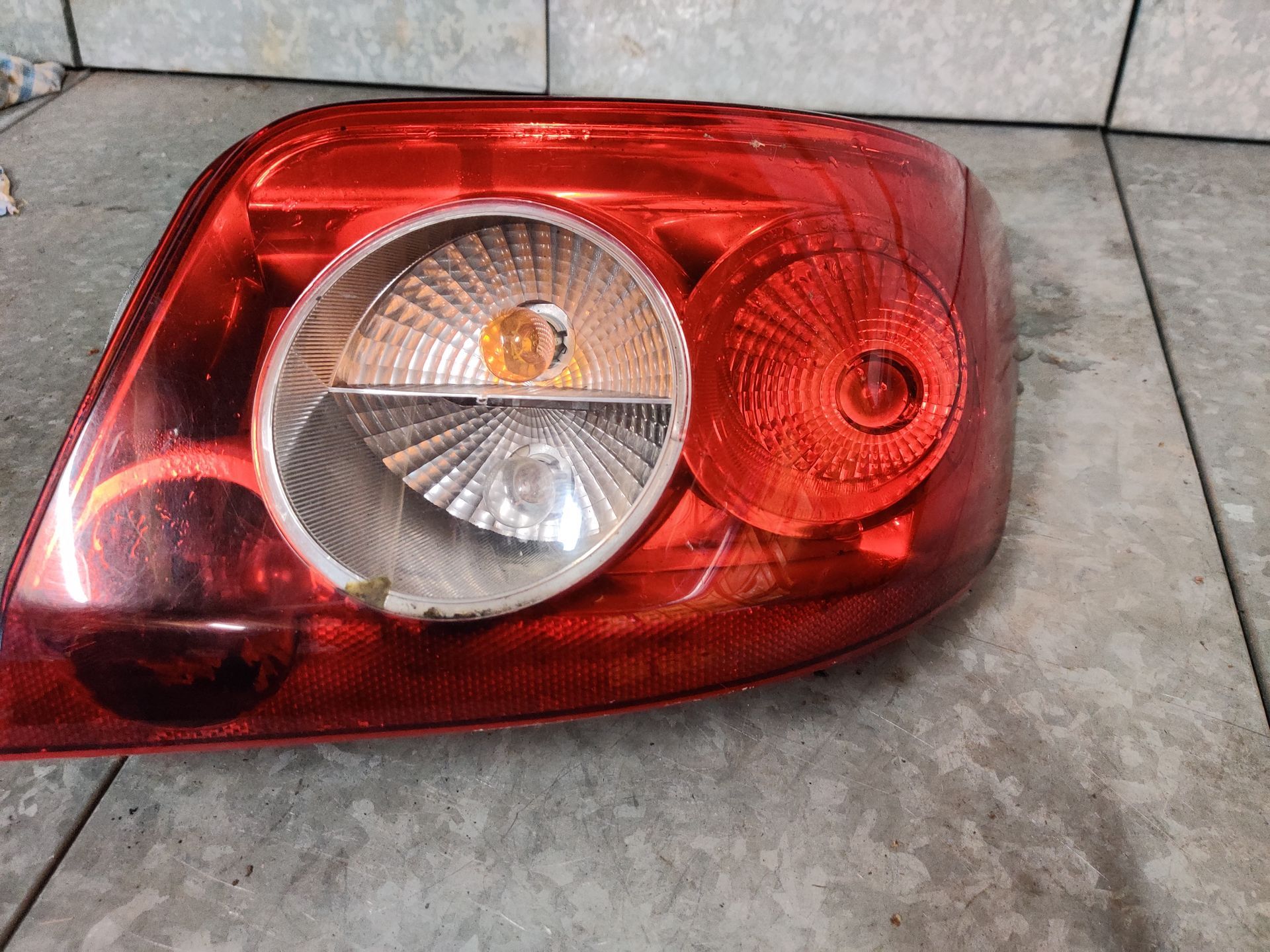 V70, Golf 3, Megane, Scudo, Peugeot, Celica, Fox, Samurai bij Stegeman Autosloperij in Exel.
