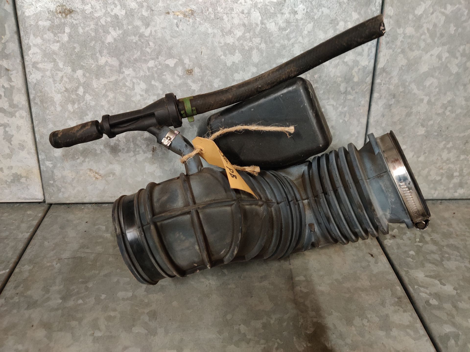 Volvo V70, VW New Beetle, Mitsubishi Galant gebruikte onderdelen bij www.stegemancarparts.nl