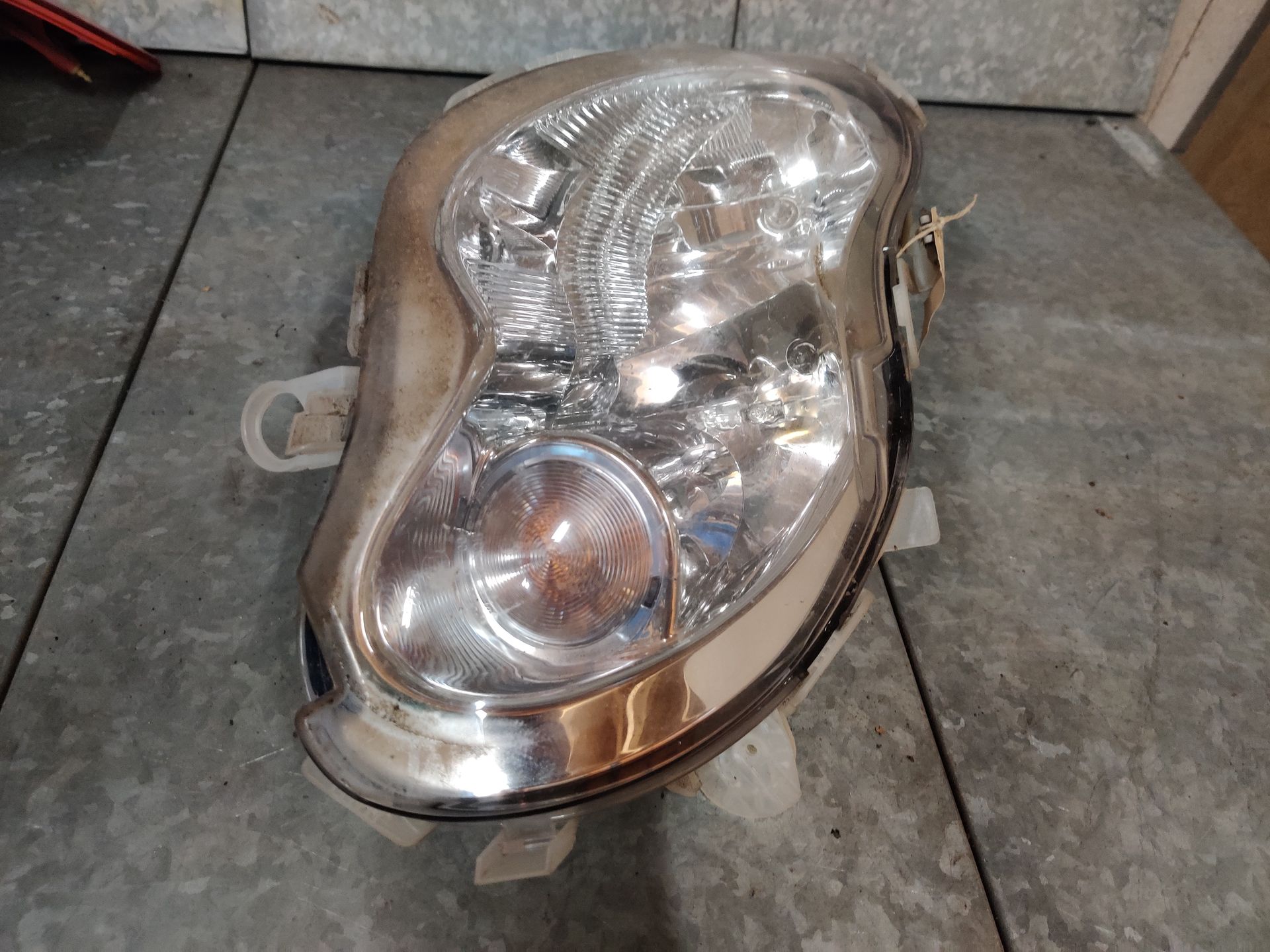 Suzuki Swift, Peugeot 106, Smart 600, Renault Modus gebruikt onderdelen www.stegemanautosloperij.nl