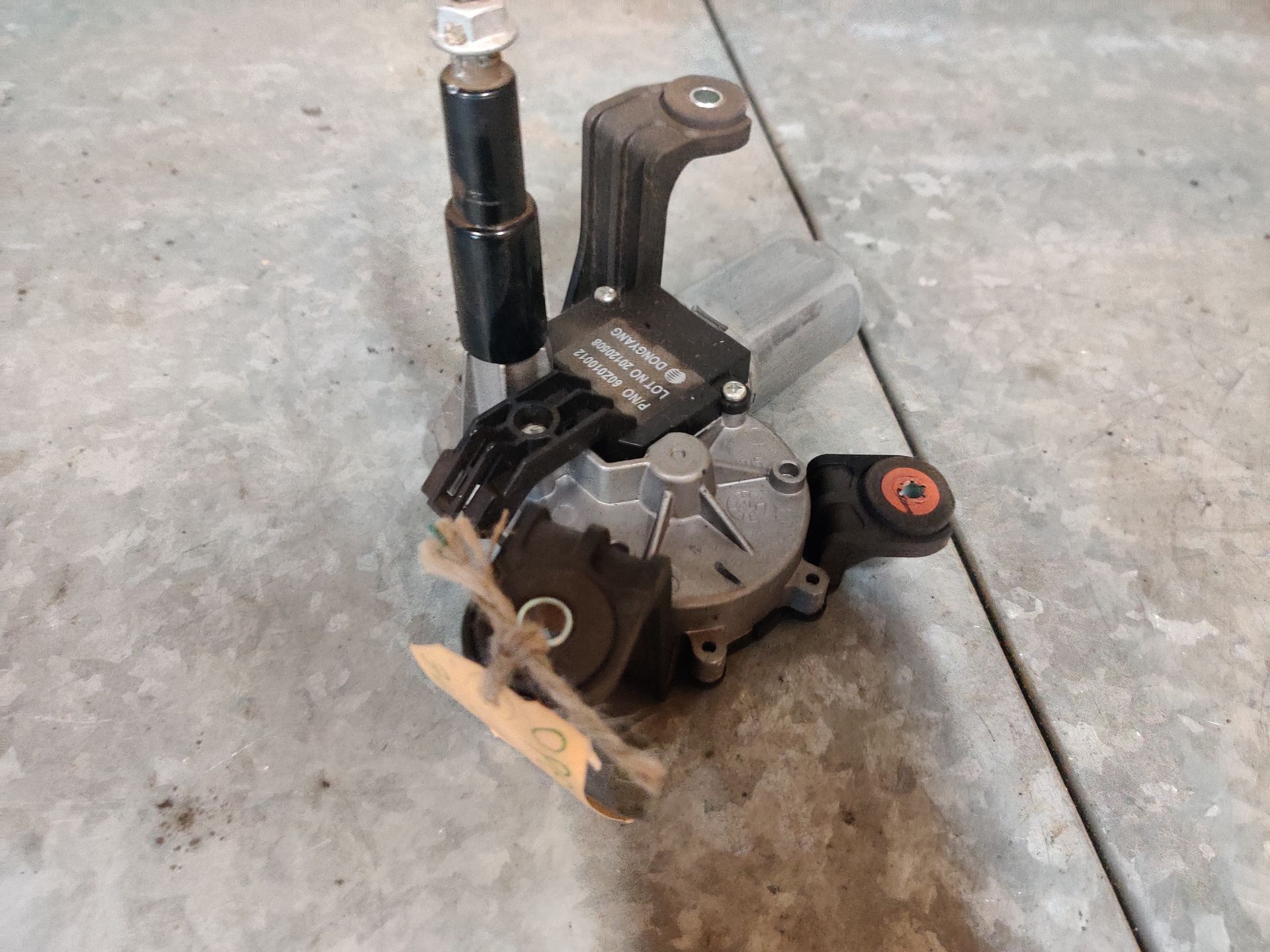 Gebruikte auto onderdelen bij www.stegemanautosloperij.nl afhalen of te bestellen via de webshop.