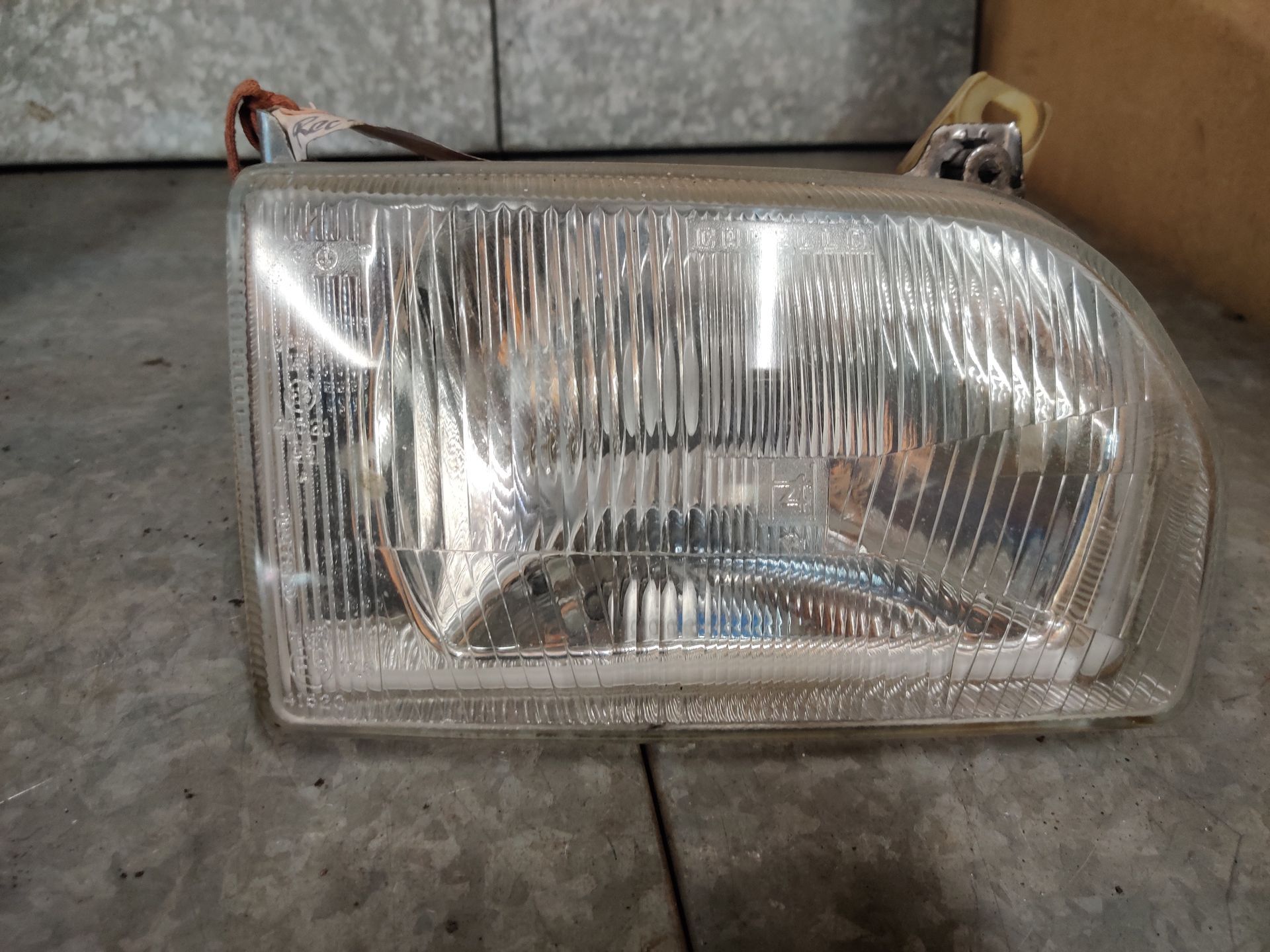 Gebruikte auto onderdelen bij www.stegemanautosloperij.nl afhalen of te bestellen via de webshop.