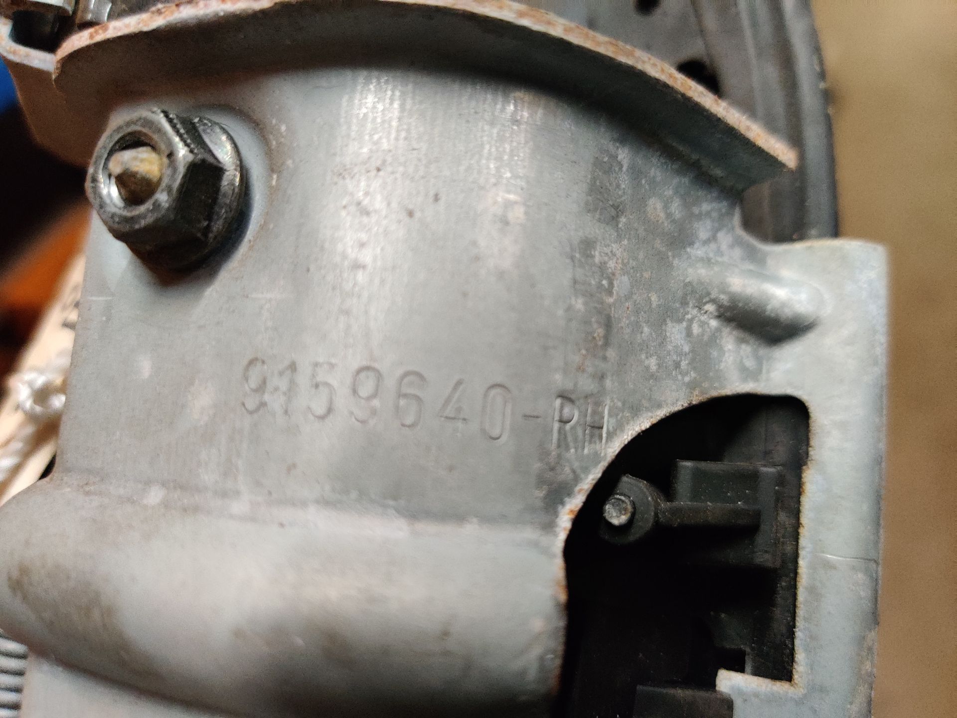 Gebruikte auto onderdelen bij www.stegemanautosloperij.nl afhalen of te bestellen via de webshop.