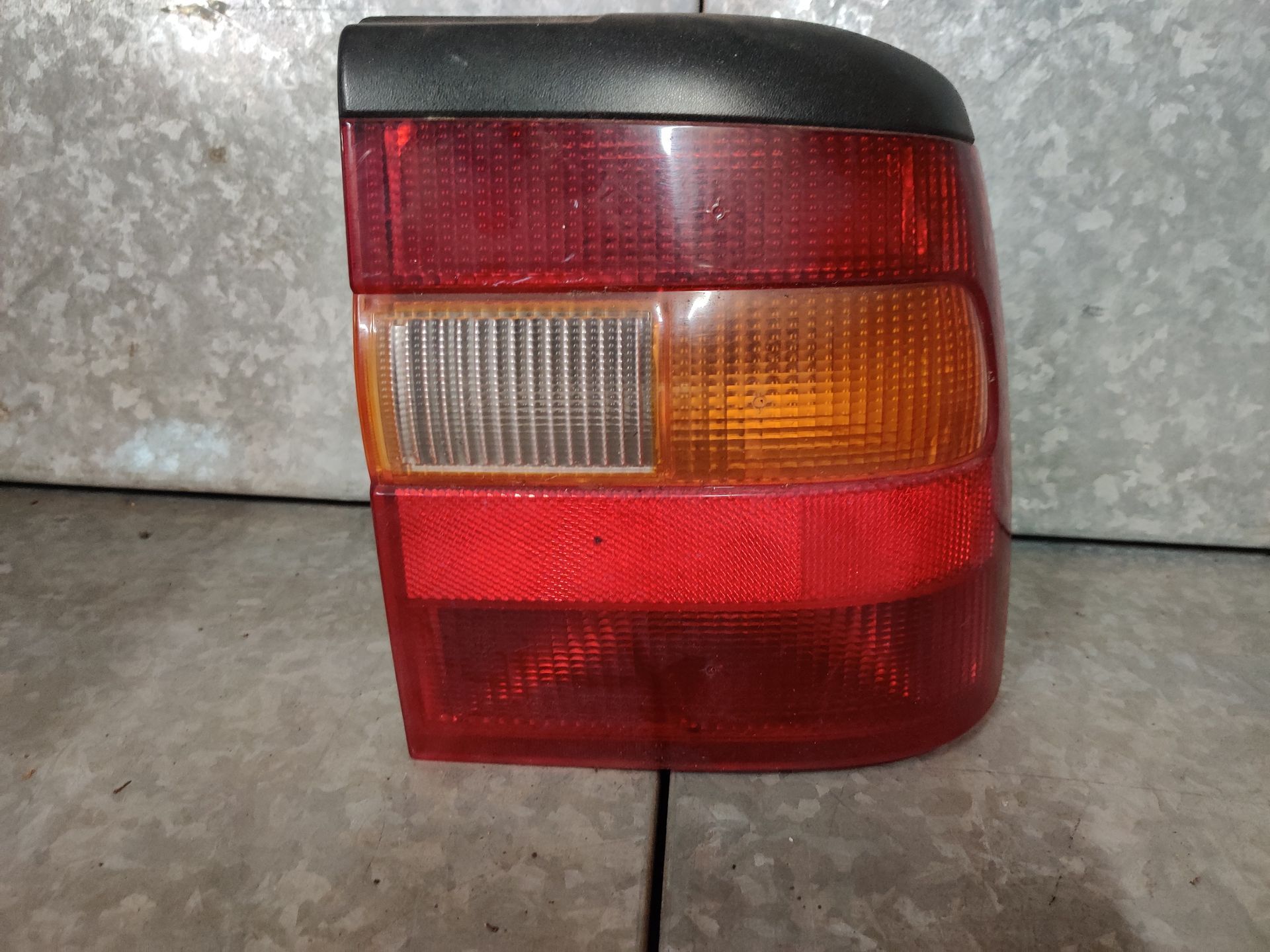 Gebruikte auto onderdelen bij www.stegemanautosloperij.nl afhalen of te bestellen via de webshop.