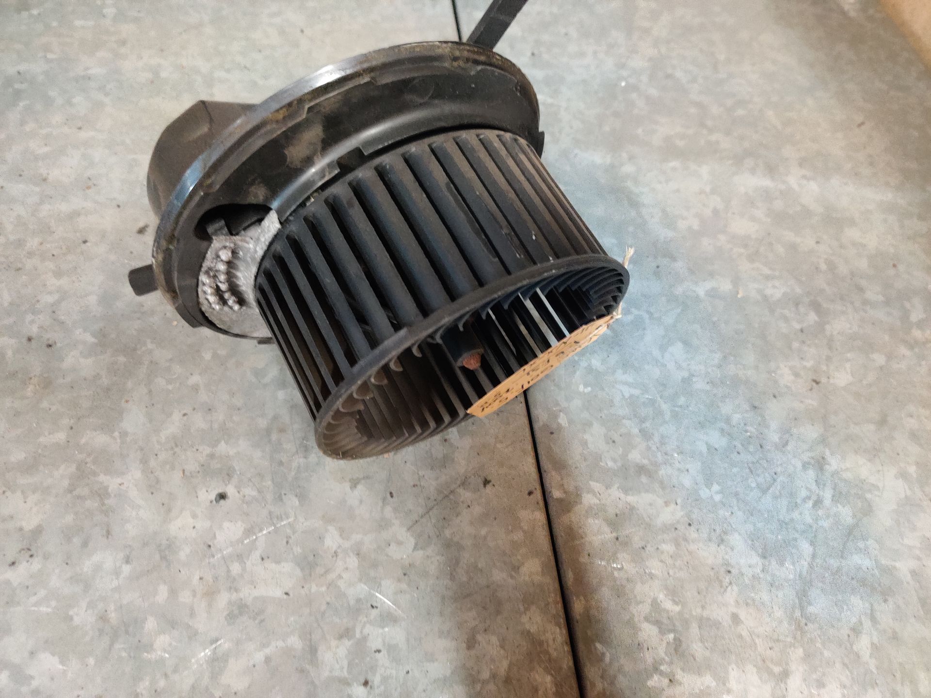 Alfa Romeo MiTo, VW Golf 5, VW Caddy gebruikte auto onderdelen bij stegemanautosloperij.nl