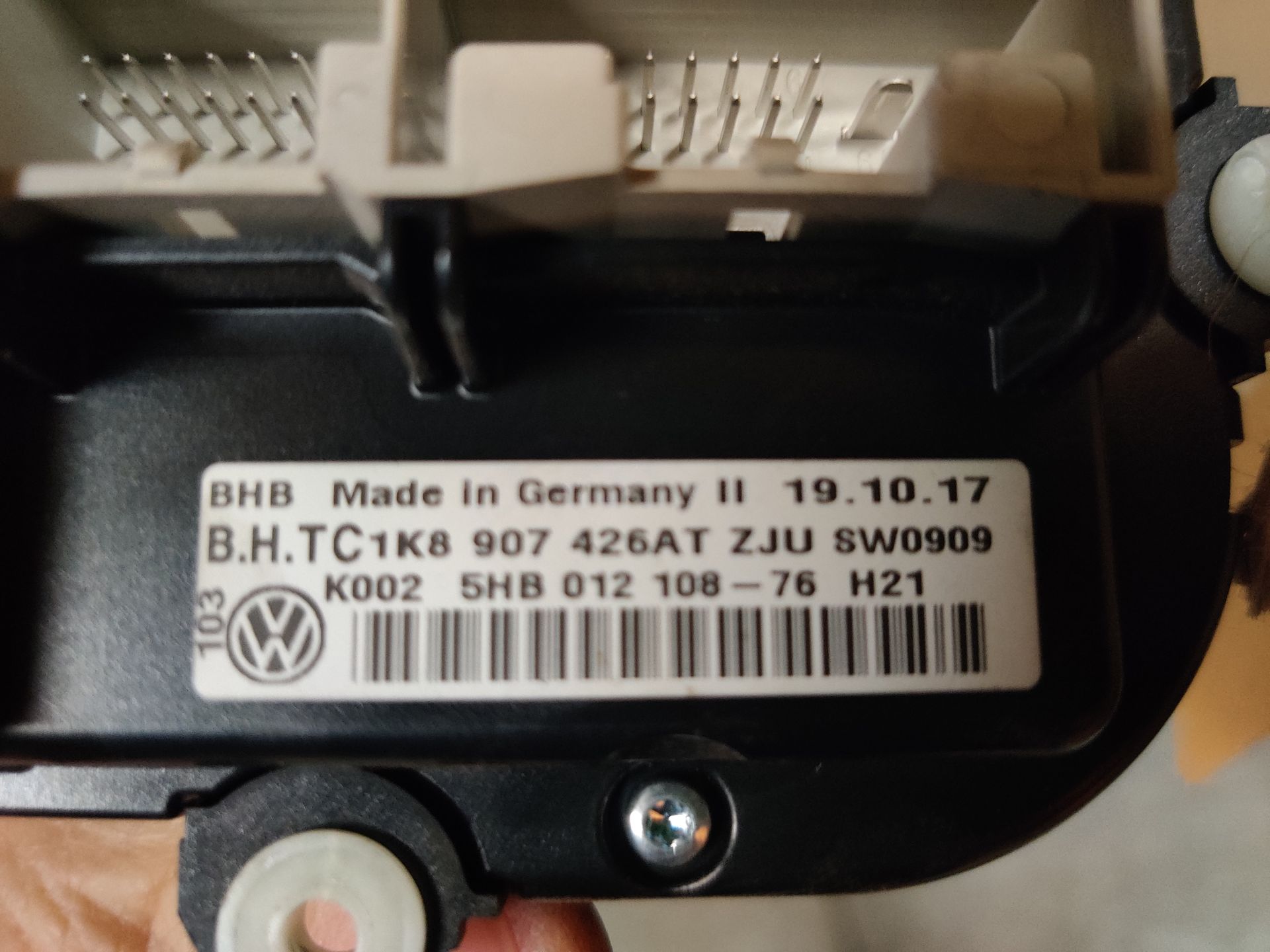 VW Caddy 2.0 TDi onderdelen bij Stegeman Autosloperij, ook via webshop te bestellen.