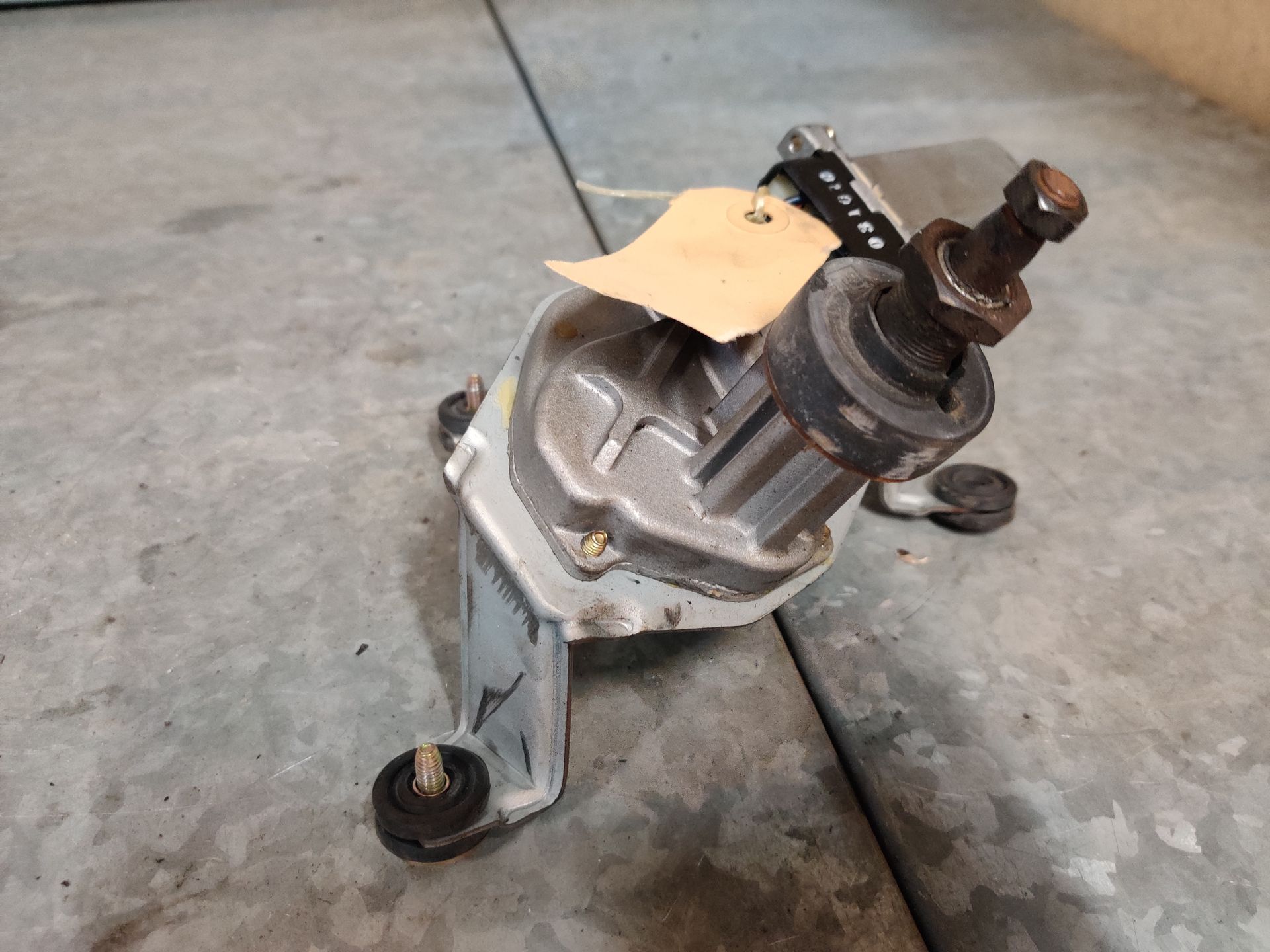 Auto onderdelen nieuw en gebruikt bij Stegeman Autosloperij in Exel, te bestelen via de webshop.