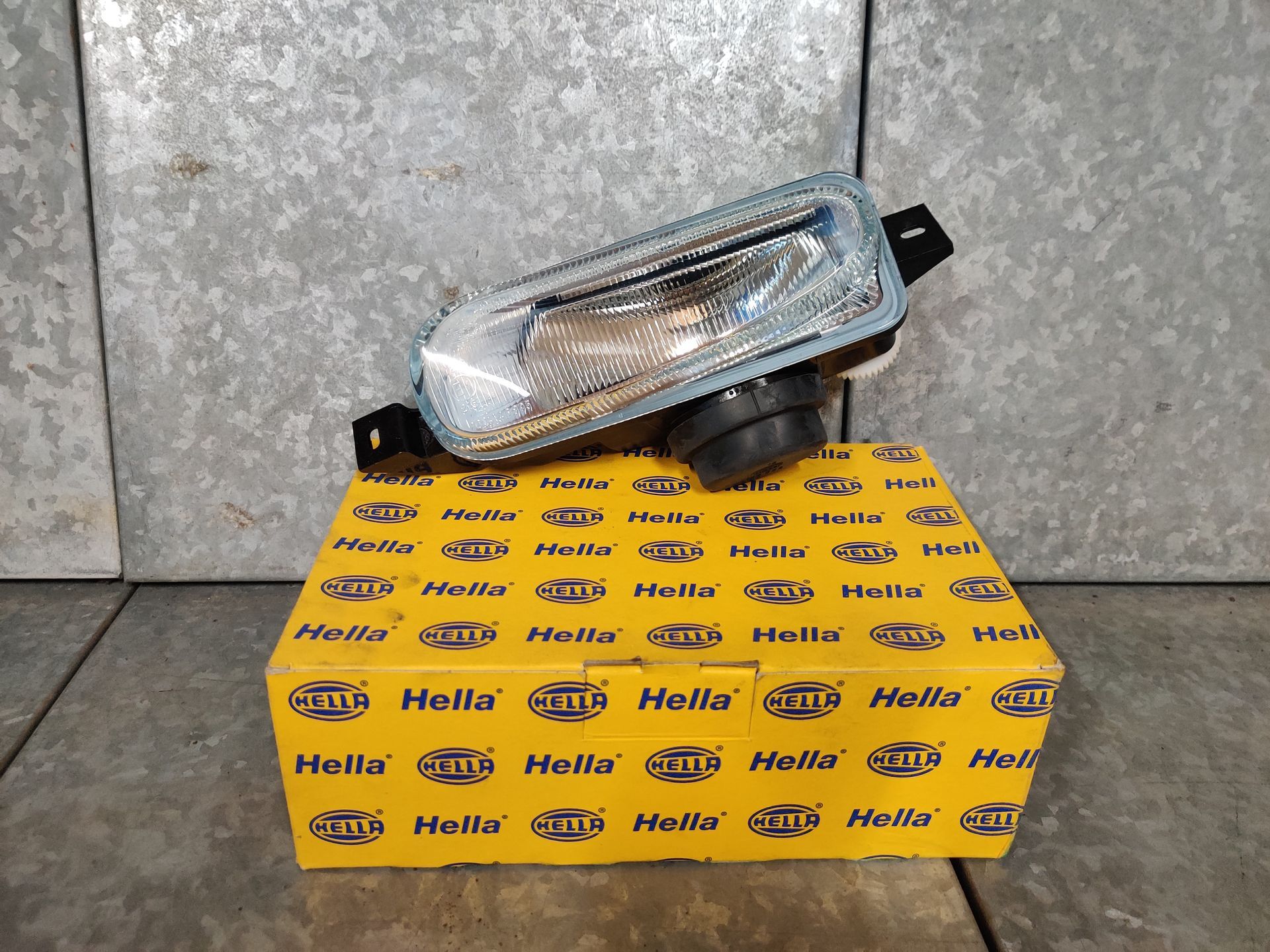 Auto onderdelen nieuw en gebruikt bij Stegeman Autosloperij in Exel, te bestelen via de webshop.