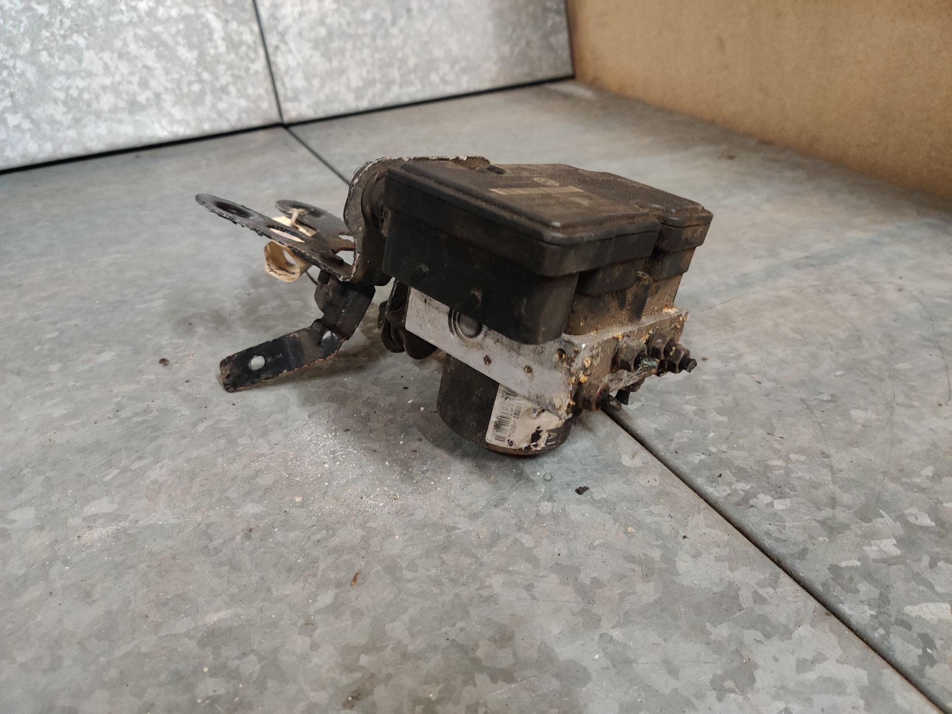 VW Golf 5 gebruikte onderdelen bij Stegeman Autosloperij in Exel, scherpe prijzen.