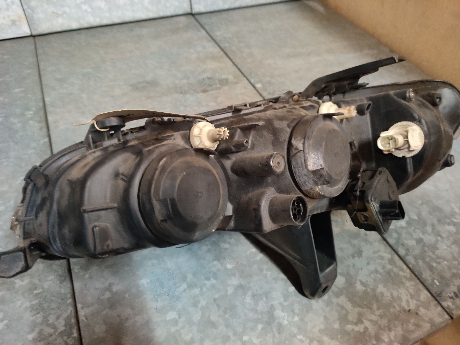 Ruime voorraad gebruikte auto onderdelen bij www.stegemancarparts.nl