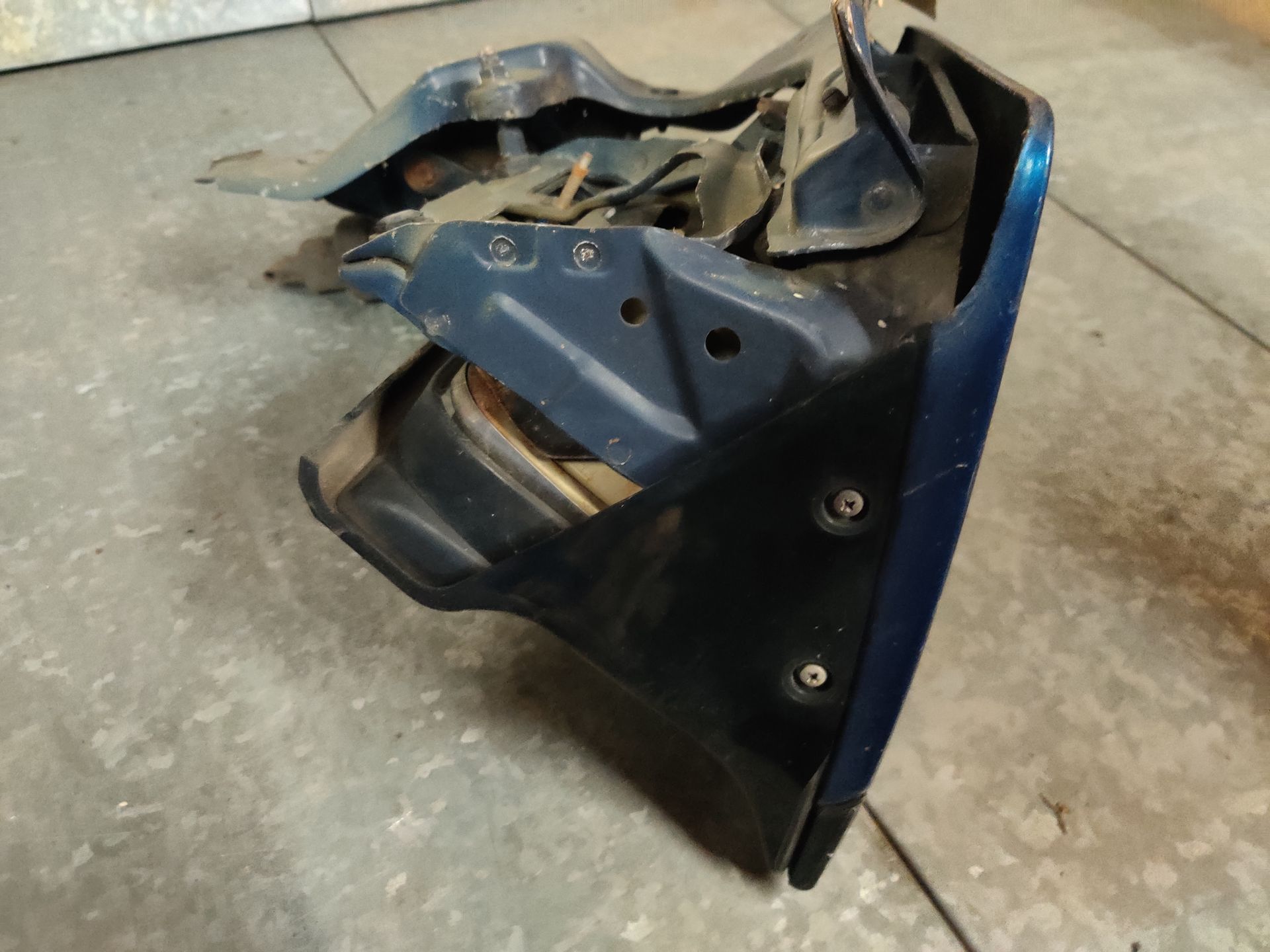 Ruime voorraad gebruikte auto onderdelen bij www.stegemancarparts.nl