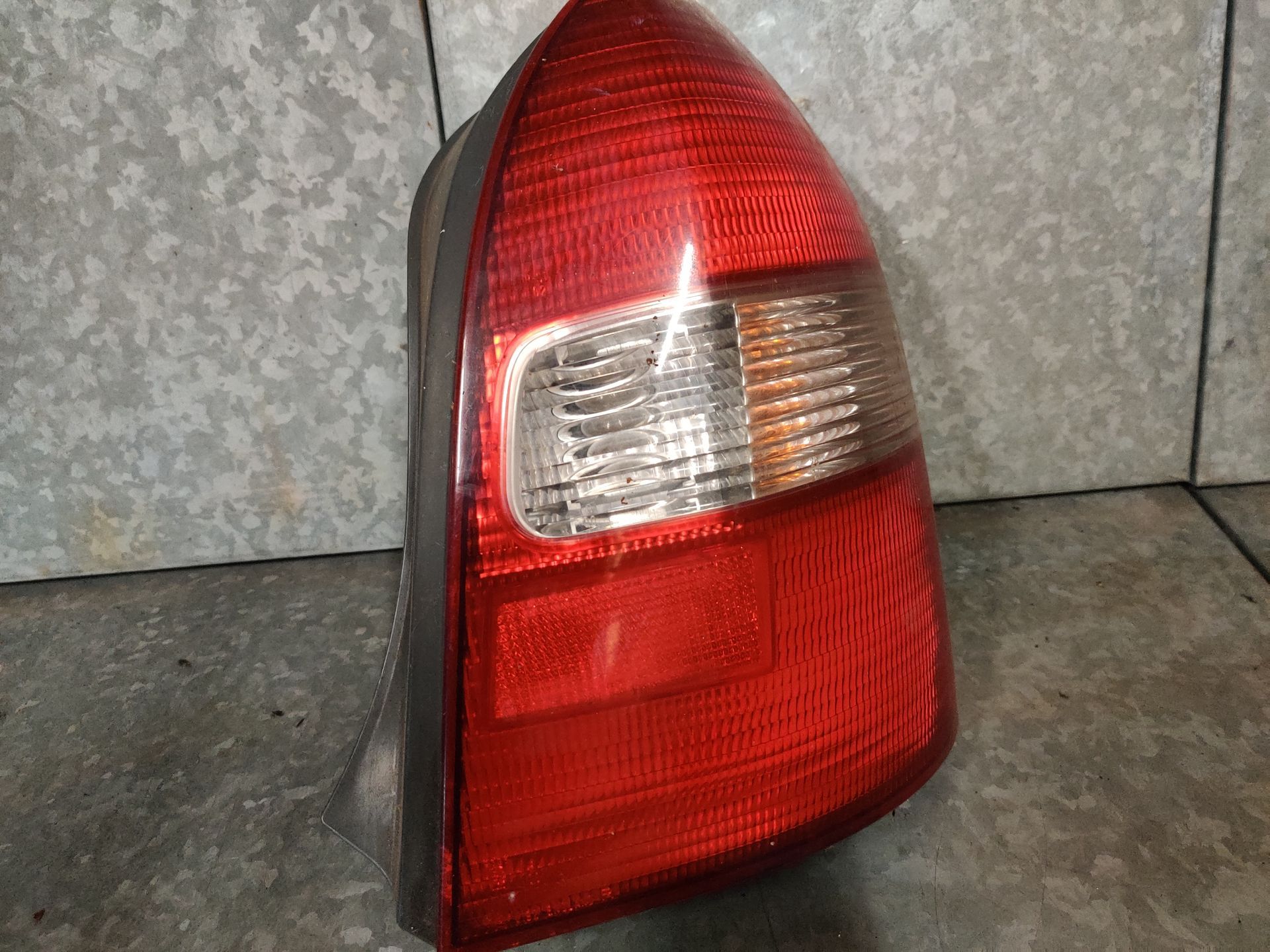 Ruime voorraad gebruikte auto onderdelen bij www.stegemancarparts.nl