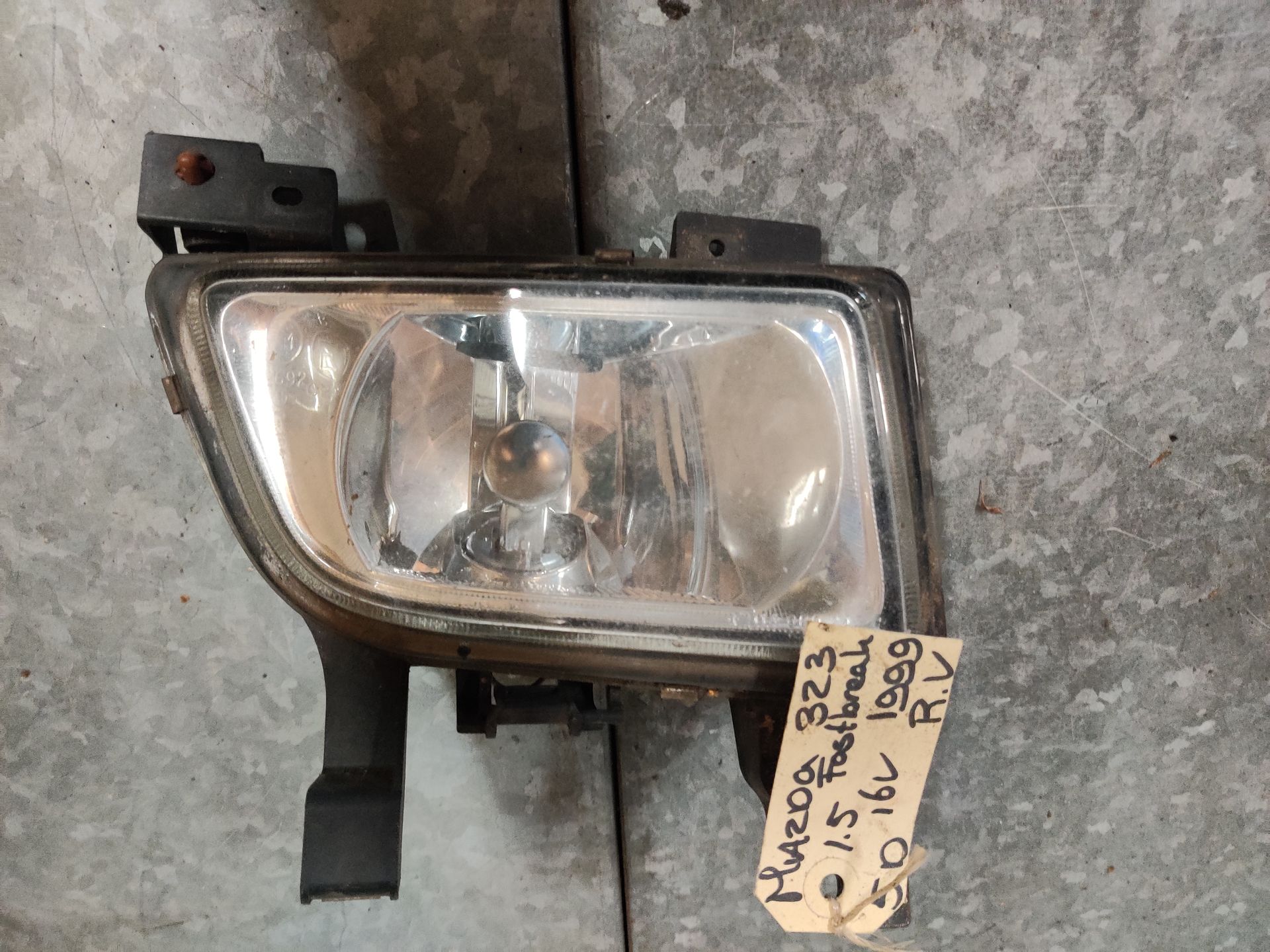 Ruime voorraad gebruikte auto onderdelen bij www.stegemancarparts.nl