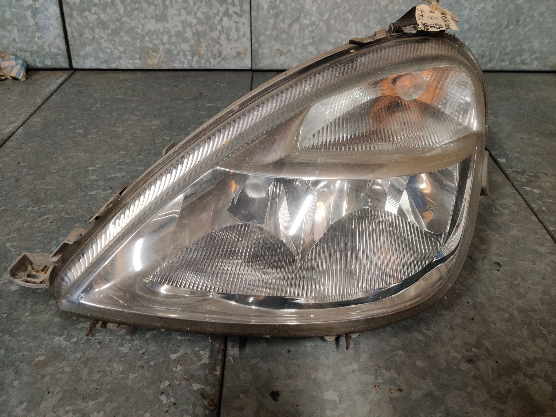 Ruime voorraad gebruikte auto onderdelen bij www.stegemancarparts.nl