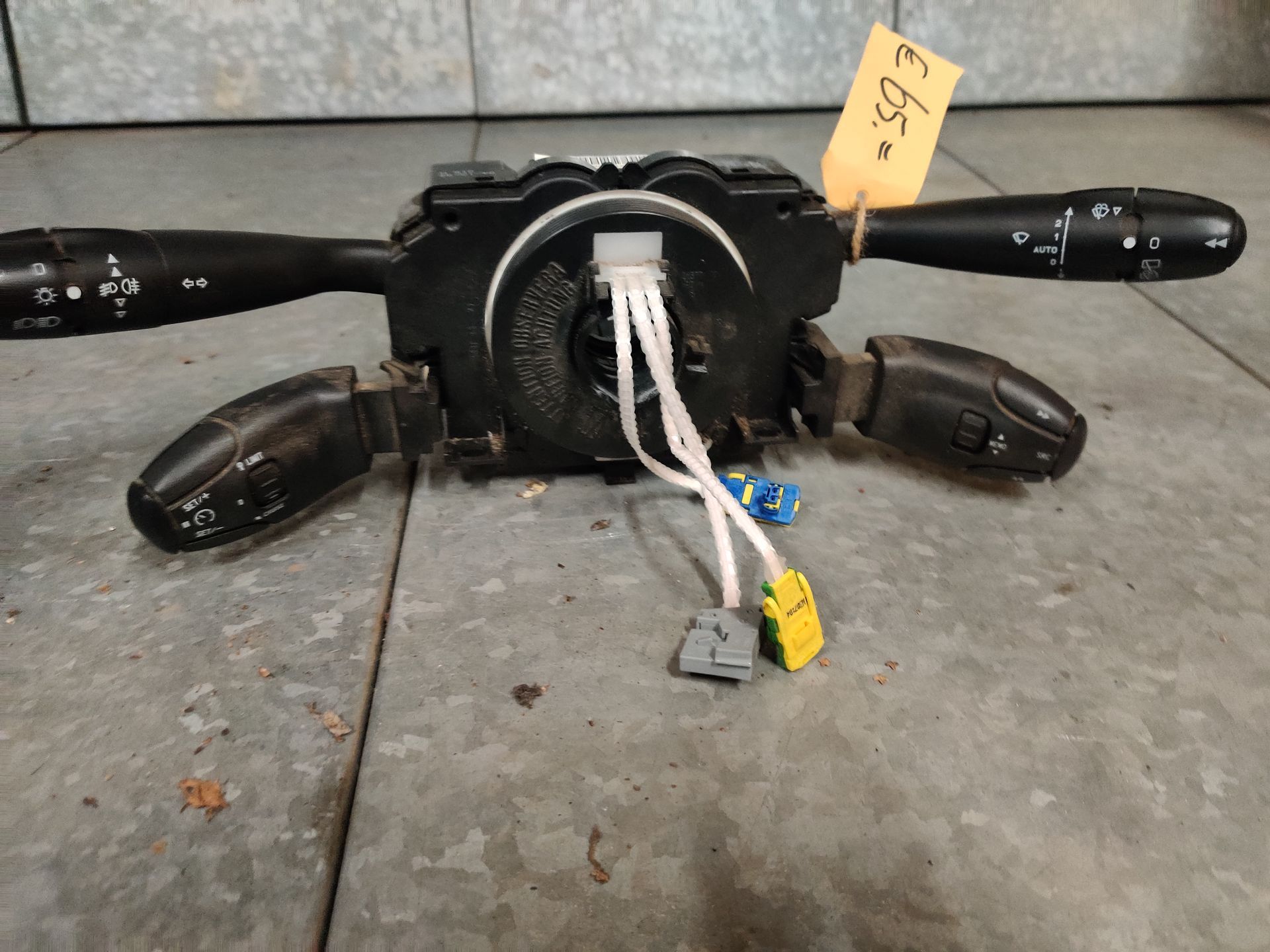 Ruime voorraad gebruikte auto onderdelen bij www.stegemancarparts.nl