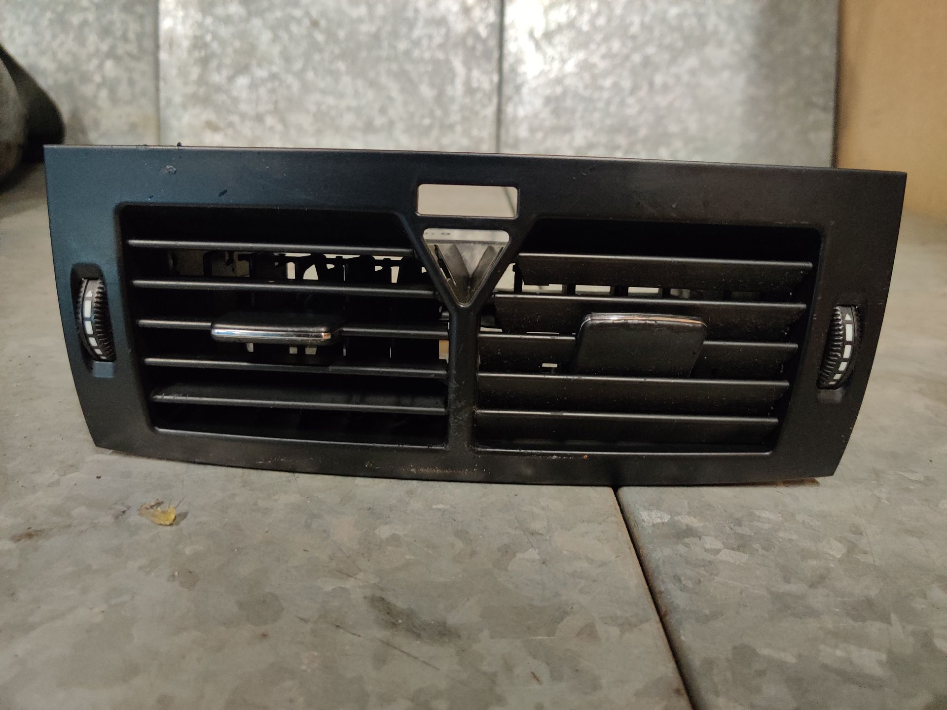 Mercedes B Klasse gebruikte auto onderdelen te bestellen bij stegemancarparts.nl