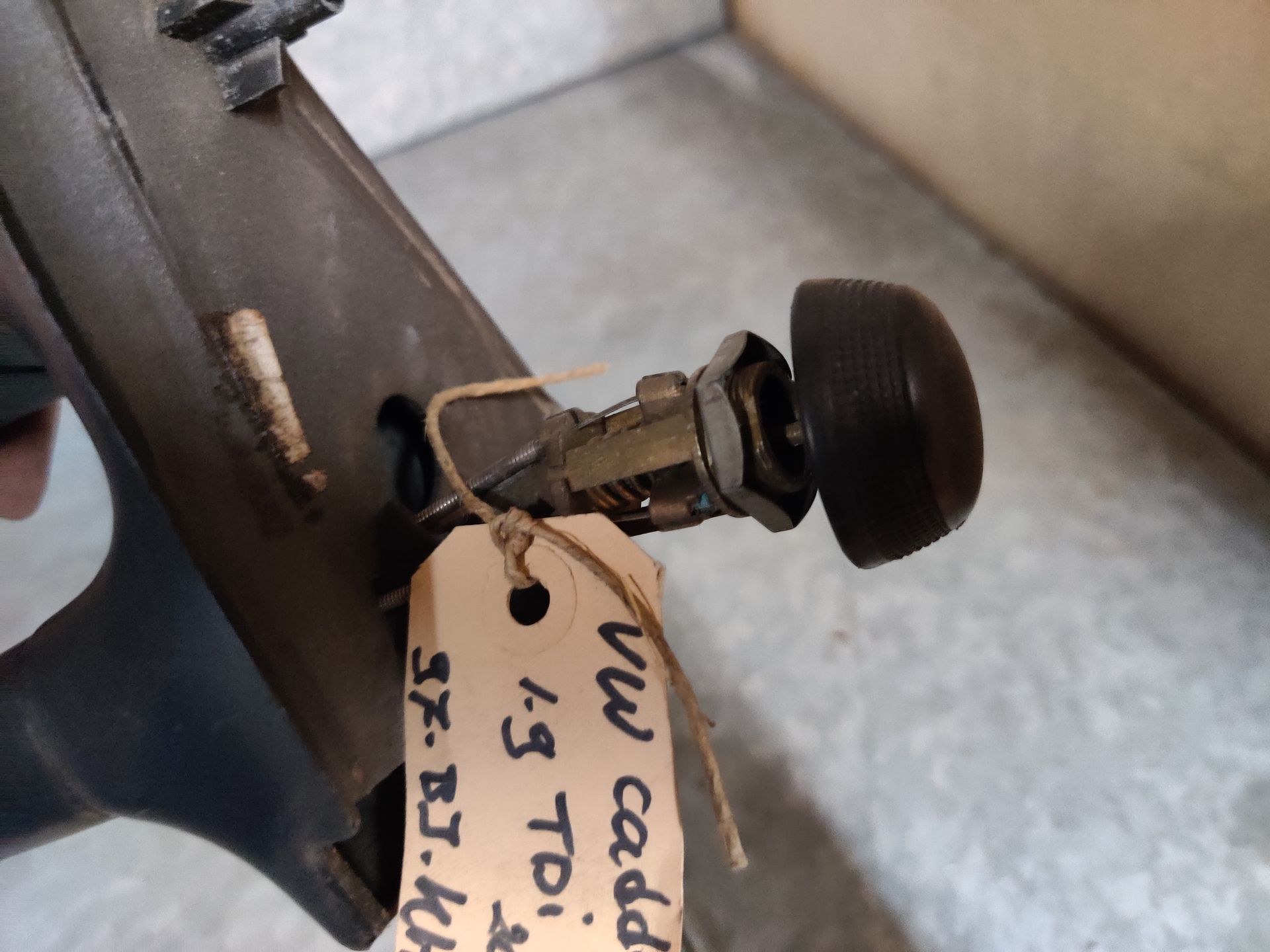 VW Caddy gebruikte auto onderdelen bij Stegeman Autosloperij, scherpe prijzen.