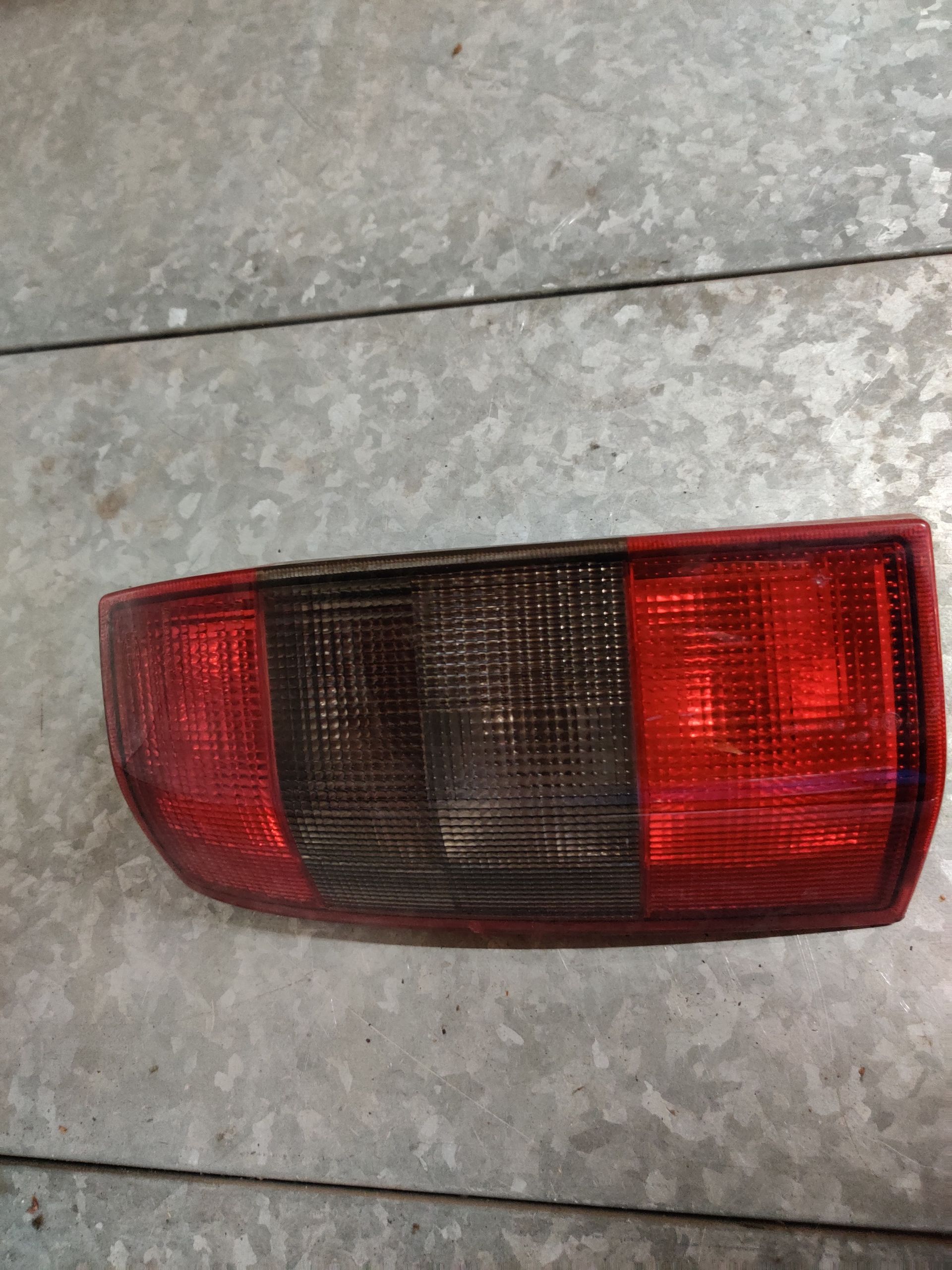 Opel Manta en Omega gebruikte auto onderdelen bij Stegeman Autosloperij, scherpe prijzen.