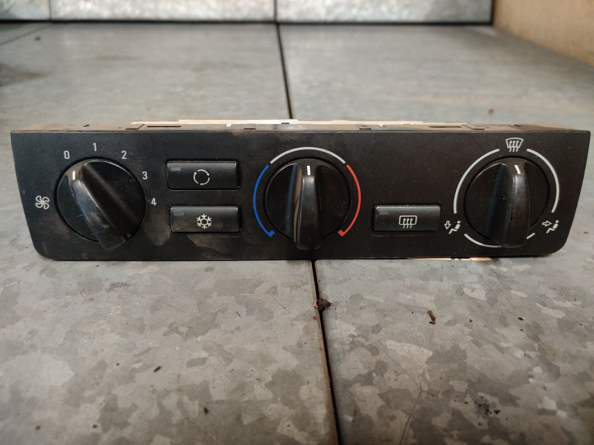BMW E46 nieuwe en gebruikte onderdelen bij www.stegemancarparts.nl