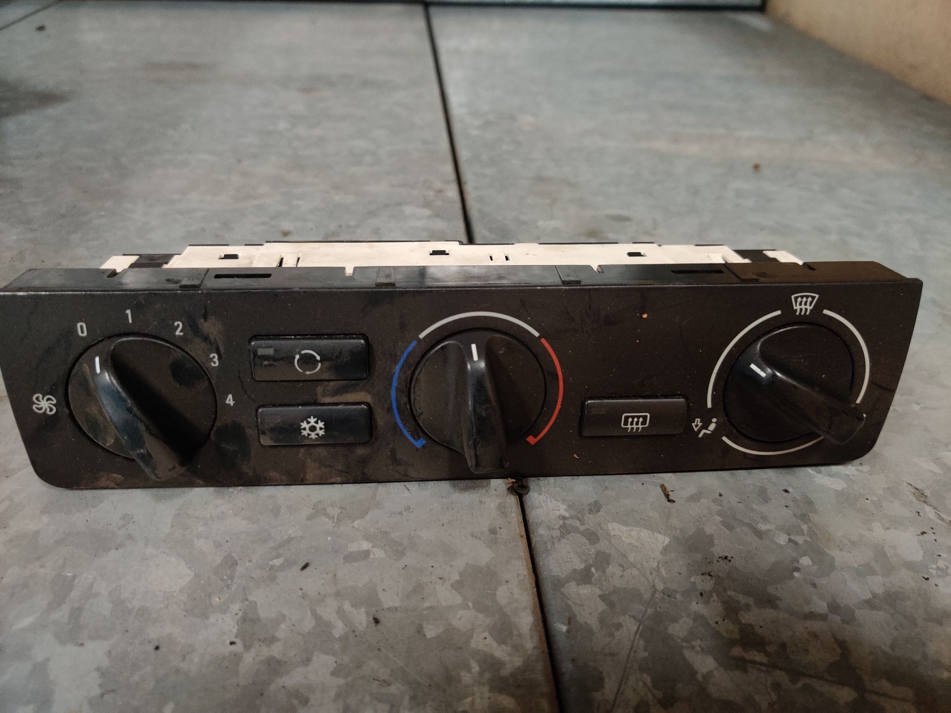 BMW E46 nieuwe en gebruikte onderdelen bij www.stegemancarparts.nl