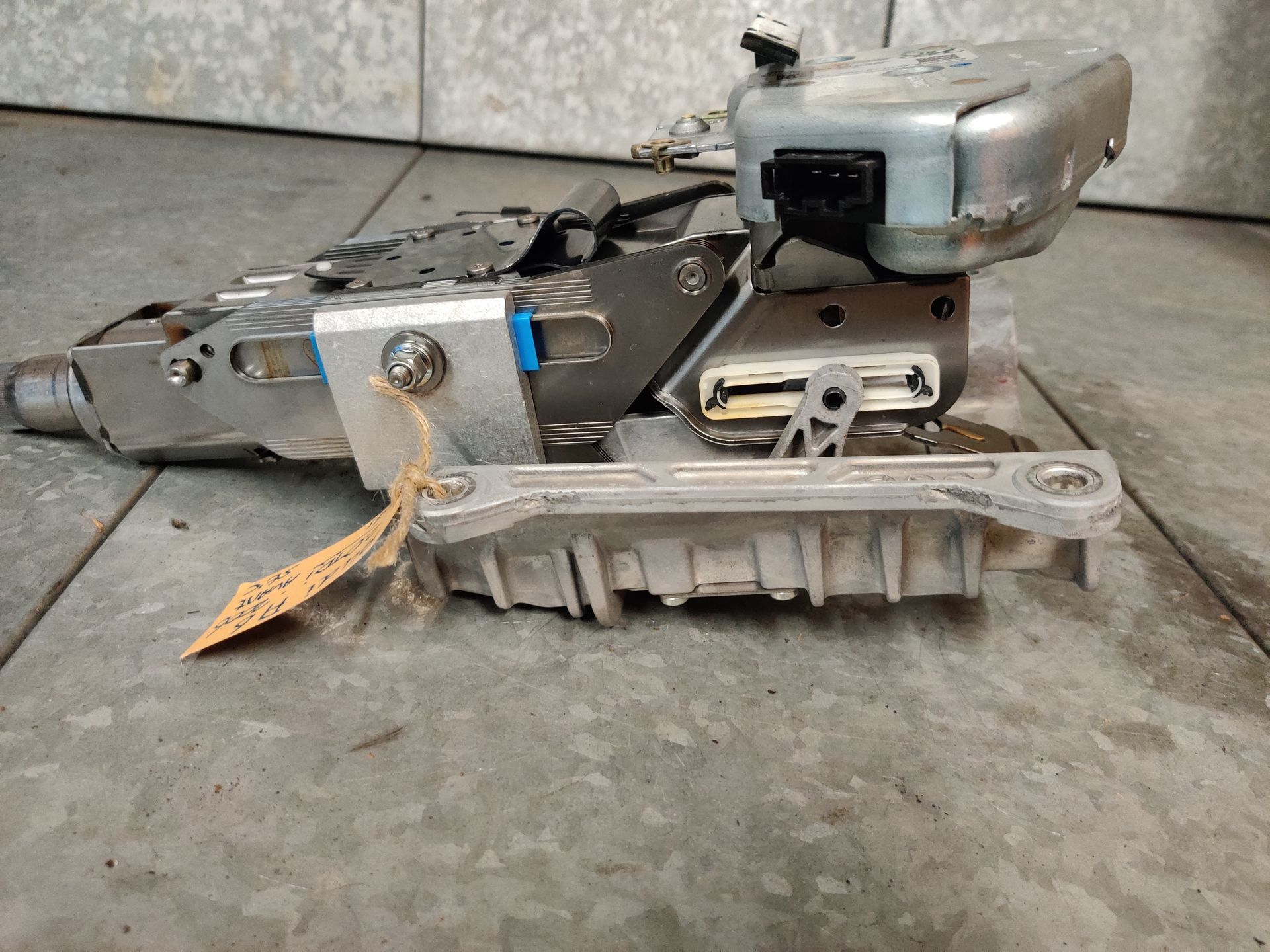 Stegeman Car Parts, voor al uw gebruikte auto onderdelen. Afhalen of bestellen via de webshop.