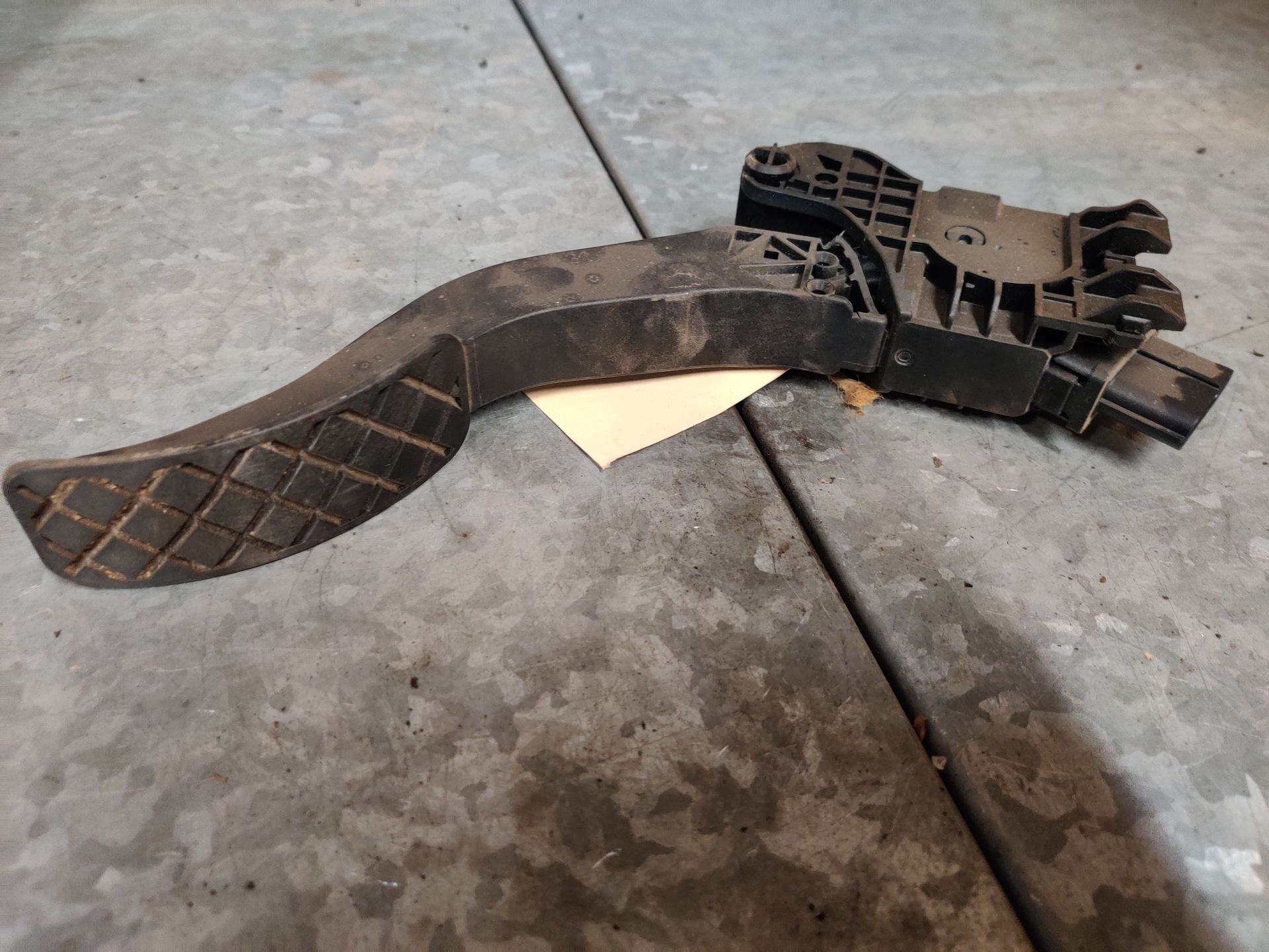 Stegeman Car Parts, voor al uw gebruikte auto onderdelen. Afhalen of bestellen via de webshop.