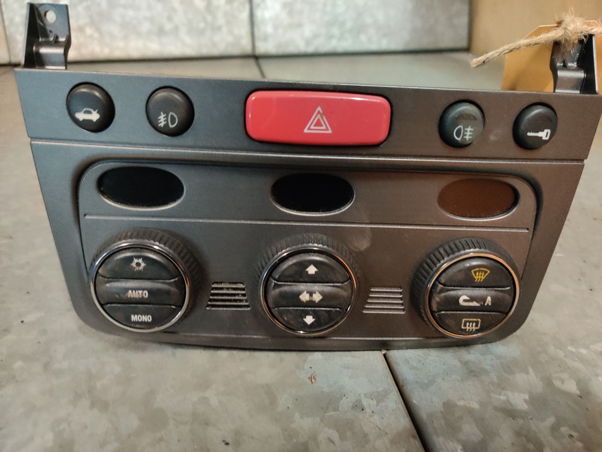 Alfa Romeo autosloperij www.stegemanautosloperij.nl
