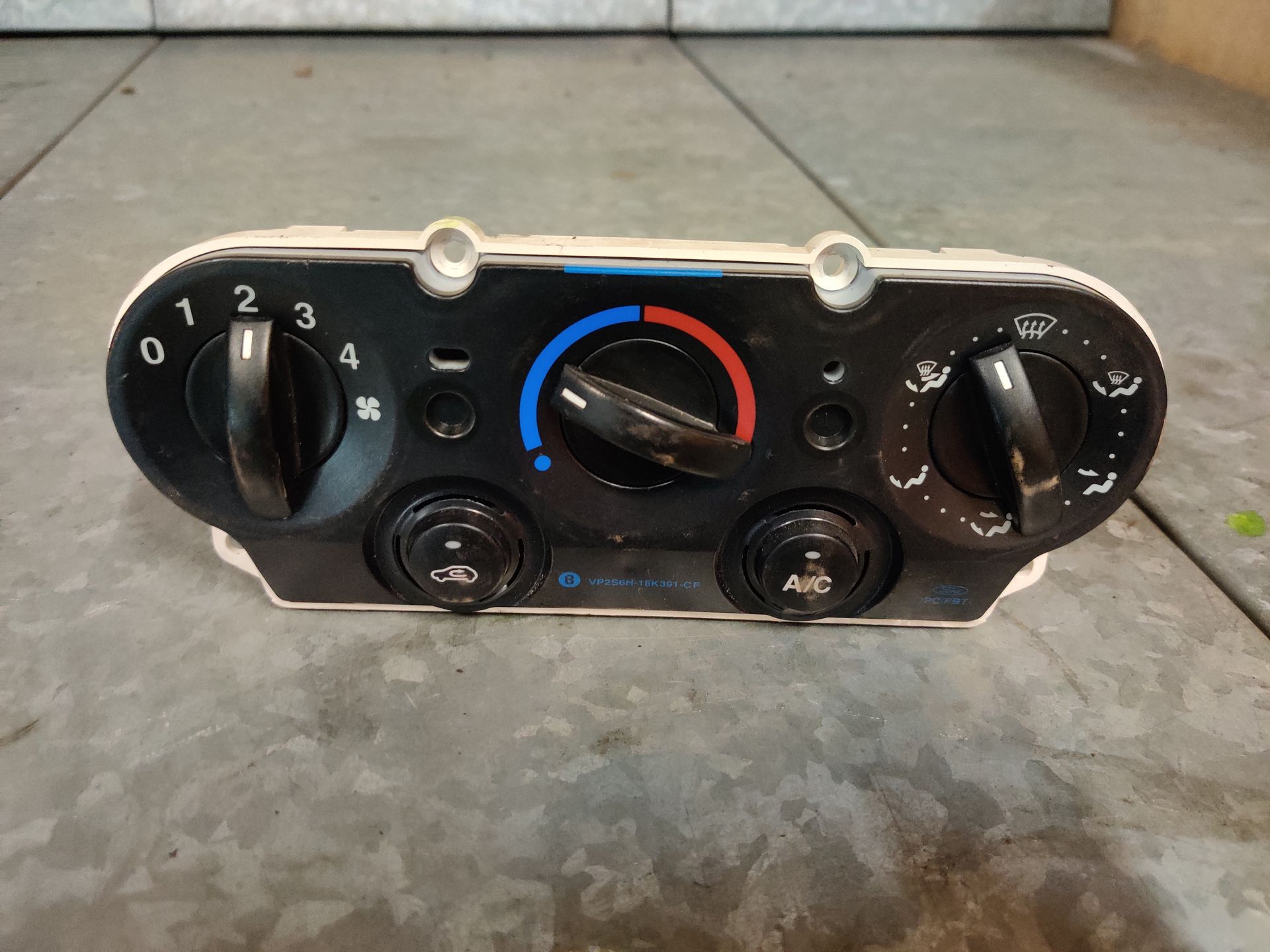 Bij Stegeman Car Parts verkopen wij auto onderdelen van 1970 t/m heden. www.stegemancarparts.nl
