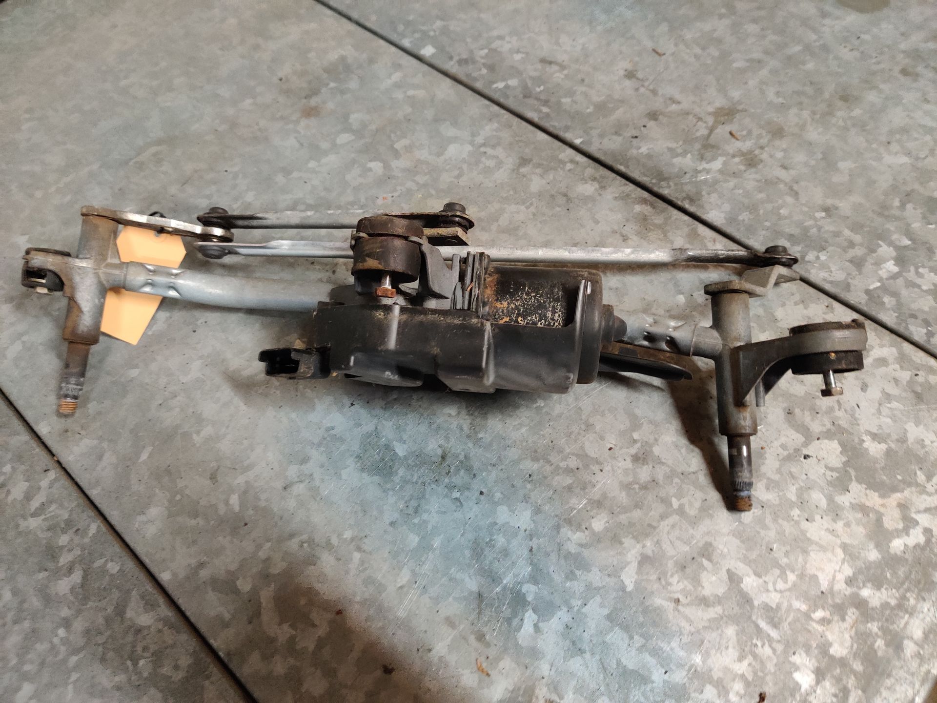 Bij Stegeman Car Parts verkopen wij auto onderdelen van 1970 t/m heden. www.stegemancarparts.nl