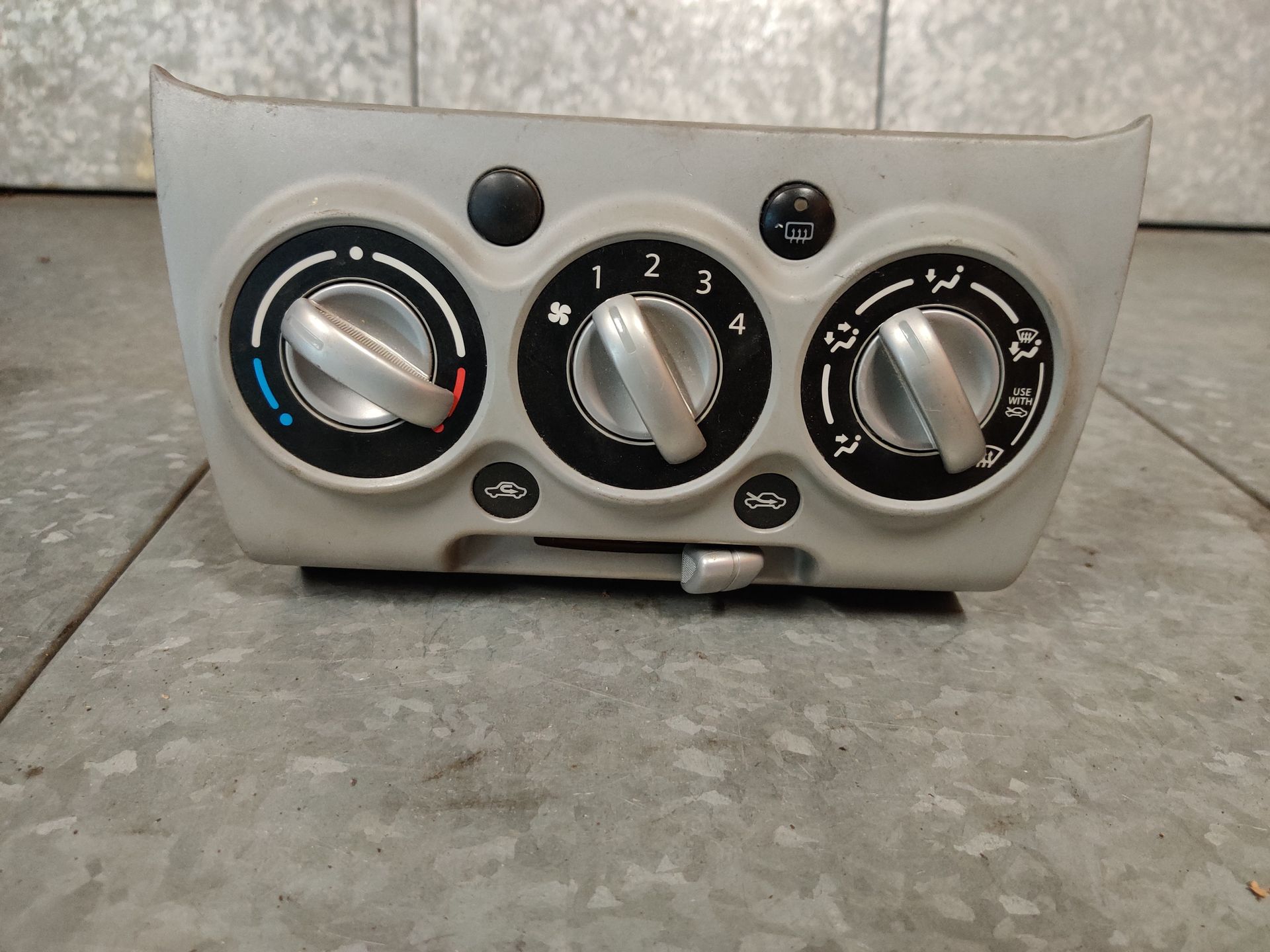 Bij Stegeman Car Parts verkopen wij auto onderdelen van 1970 t/m heden. www.stegemancarparts.nl