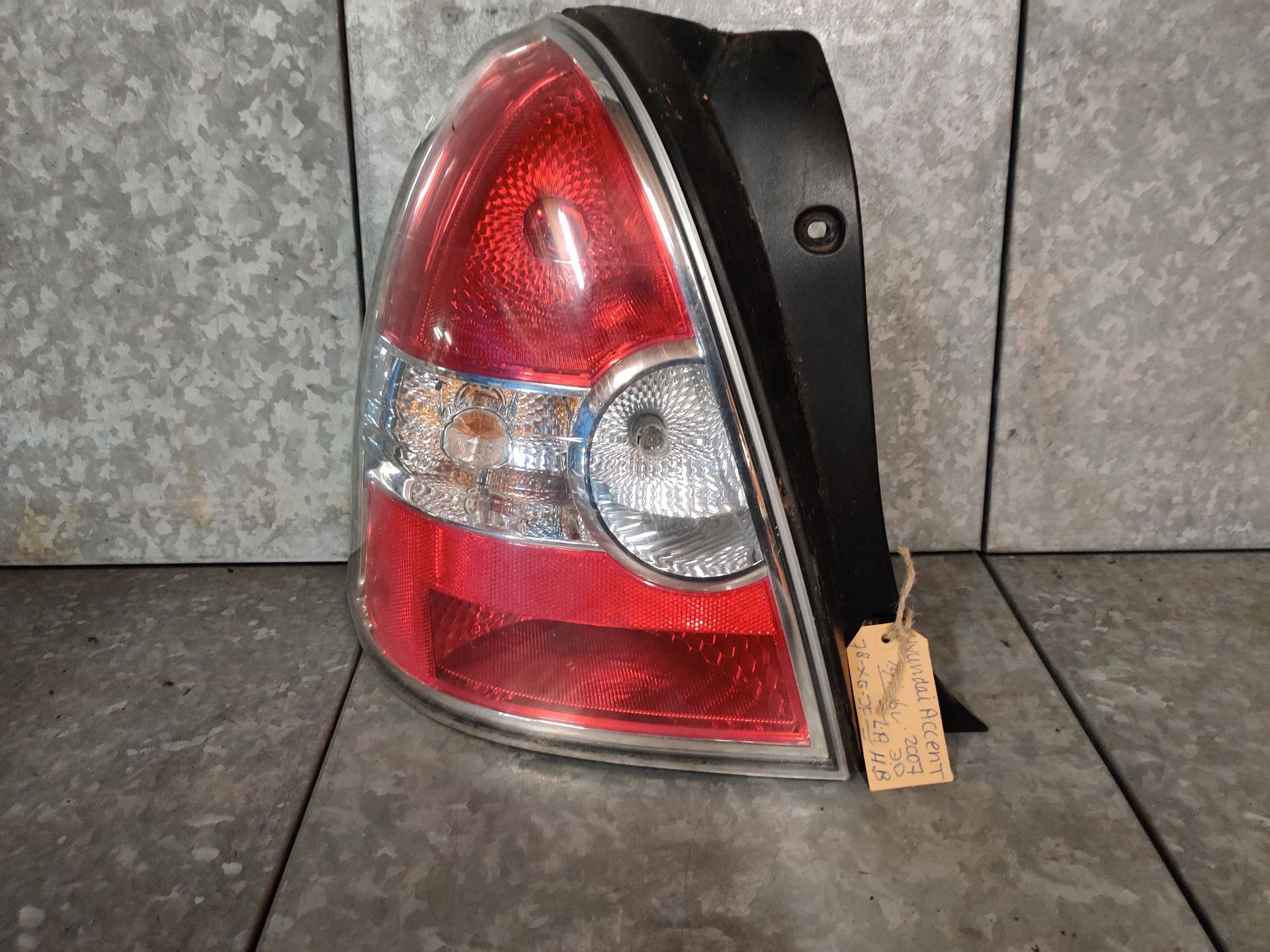 Hyundai, ruime voorraad nieuwe en gebruikte auto onderdelen  bij stegemancarparts.nl scherpe prijzen