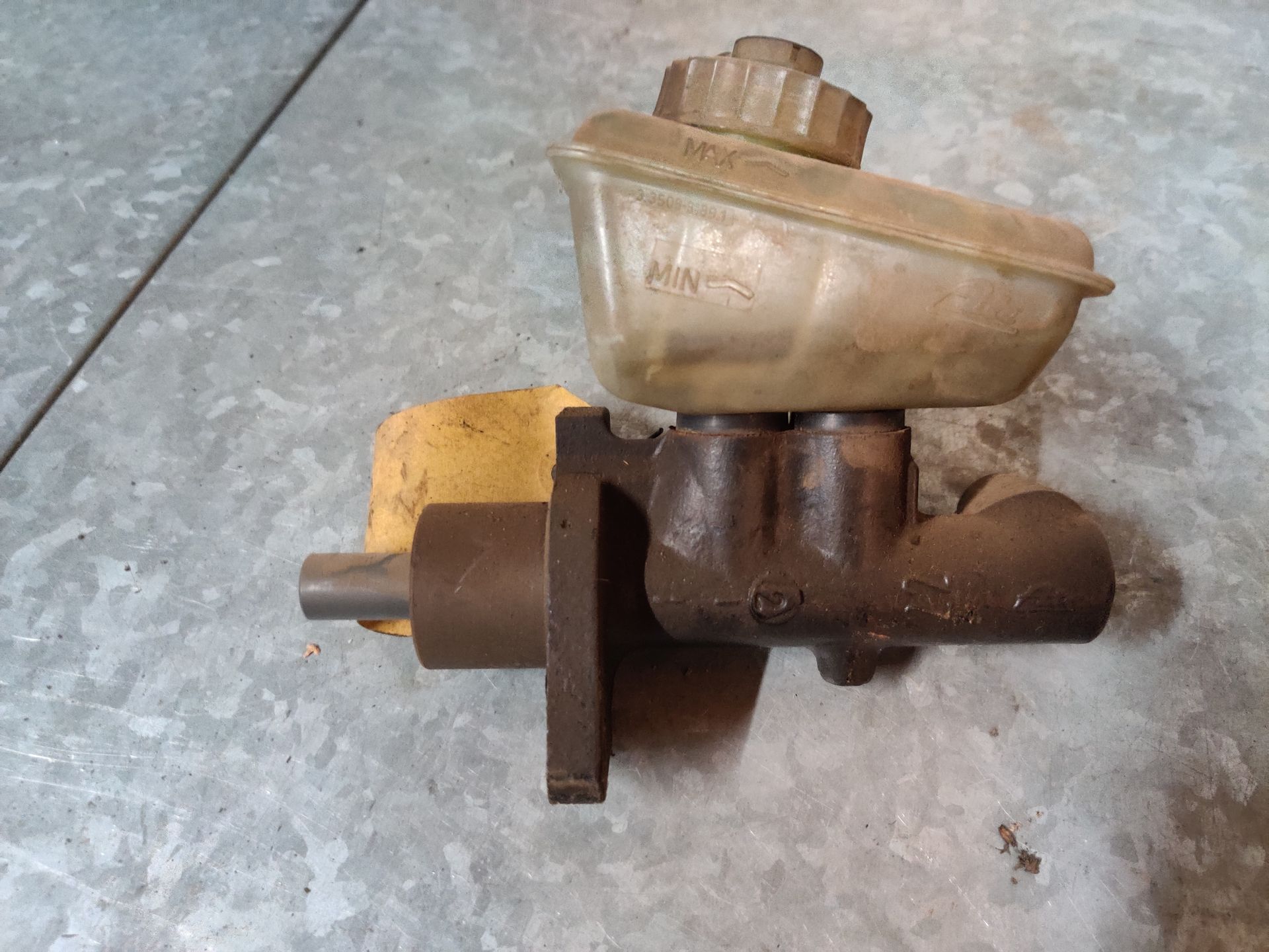 Opel Ascona, Opel Manta, Opel Calibra onderdelen bij Stegeman Car Parts in Exel bij Lochem.