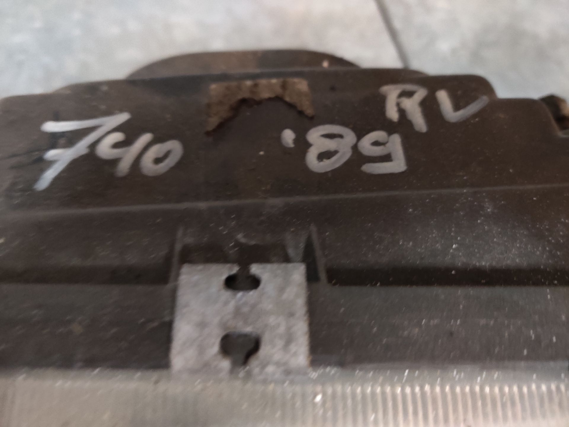Volvo 740 koplampen  bij Stegeman Car Parts in Exel bij Lochem.