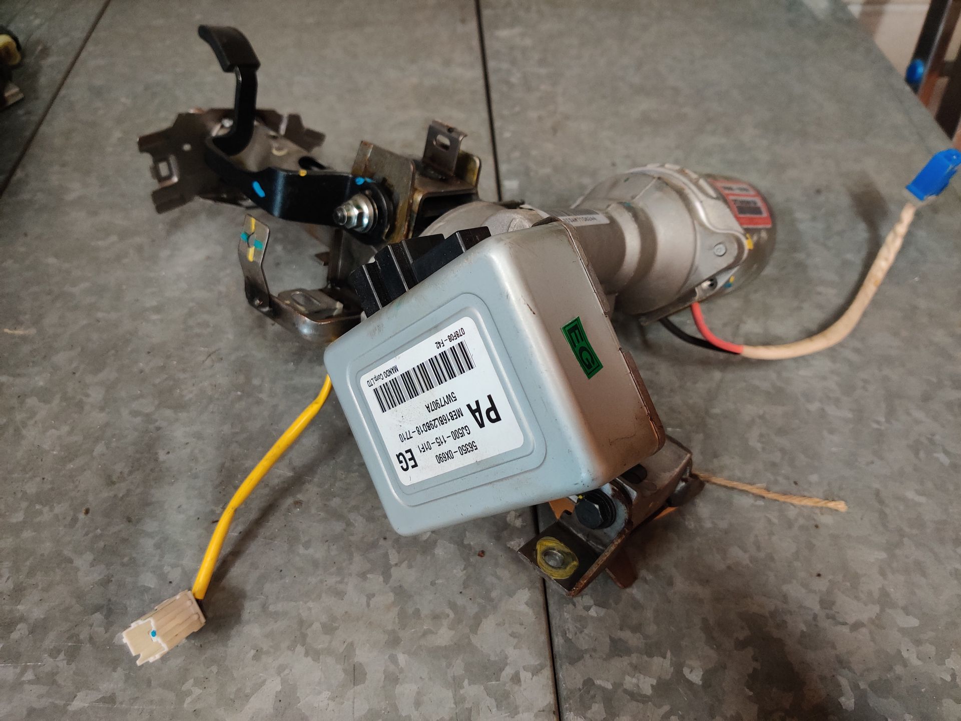 Hyundai i10 elektrische stuurbekrachtiging bij stegemancarparts.nl