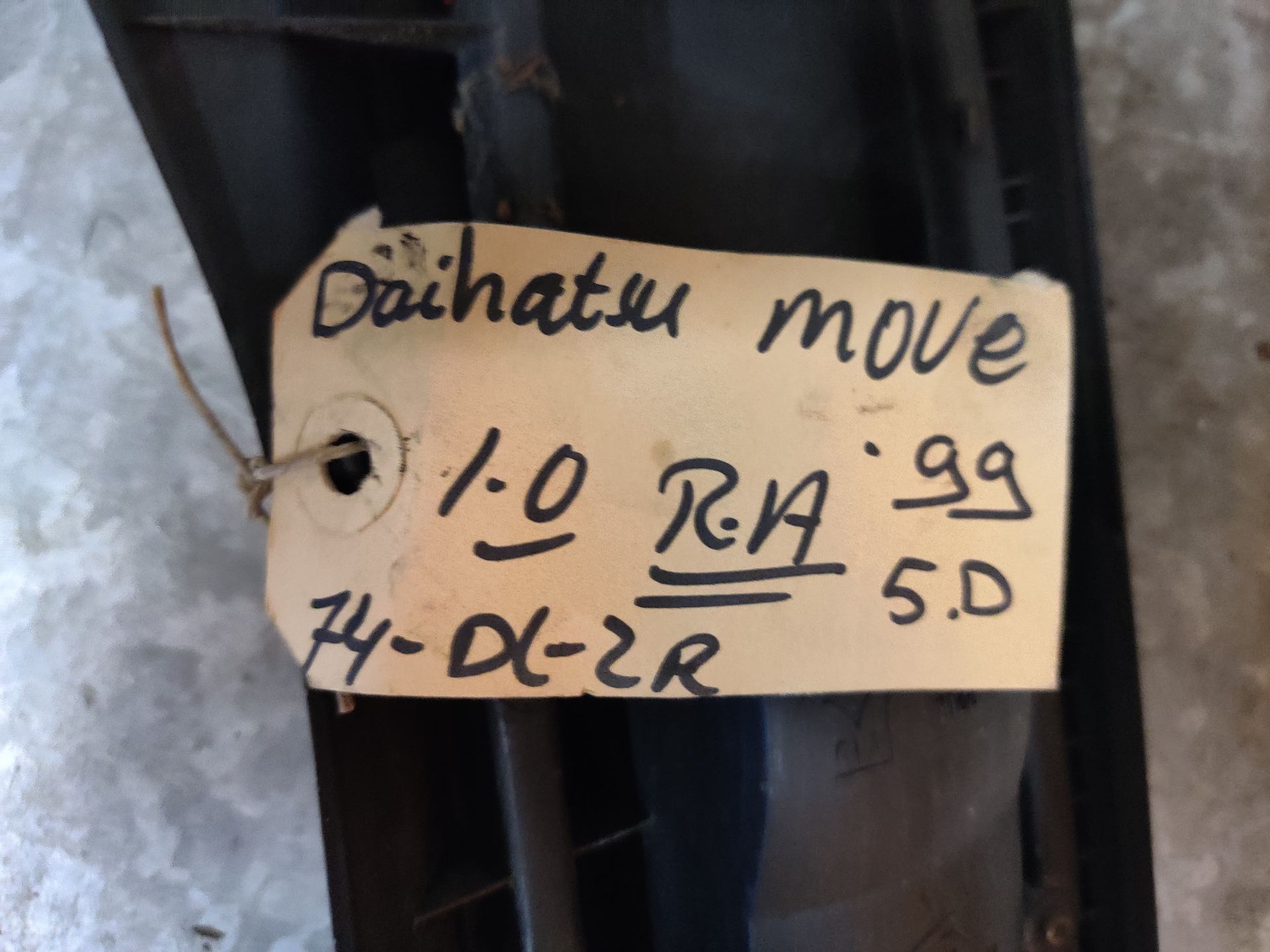 Daihatsu Move rechter achterlicht