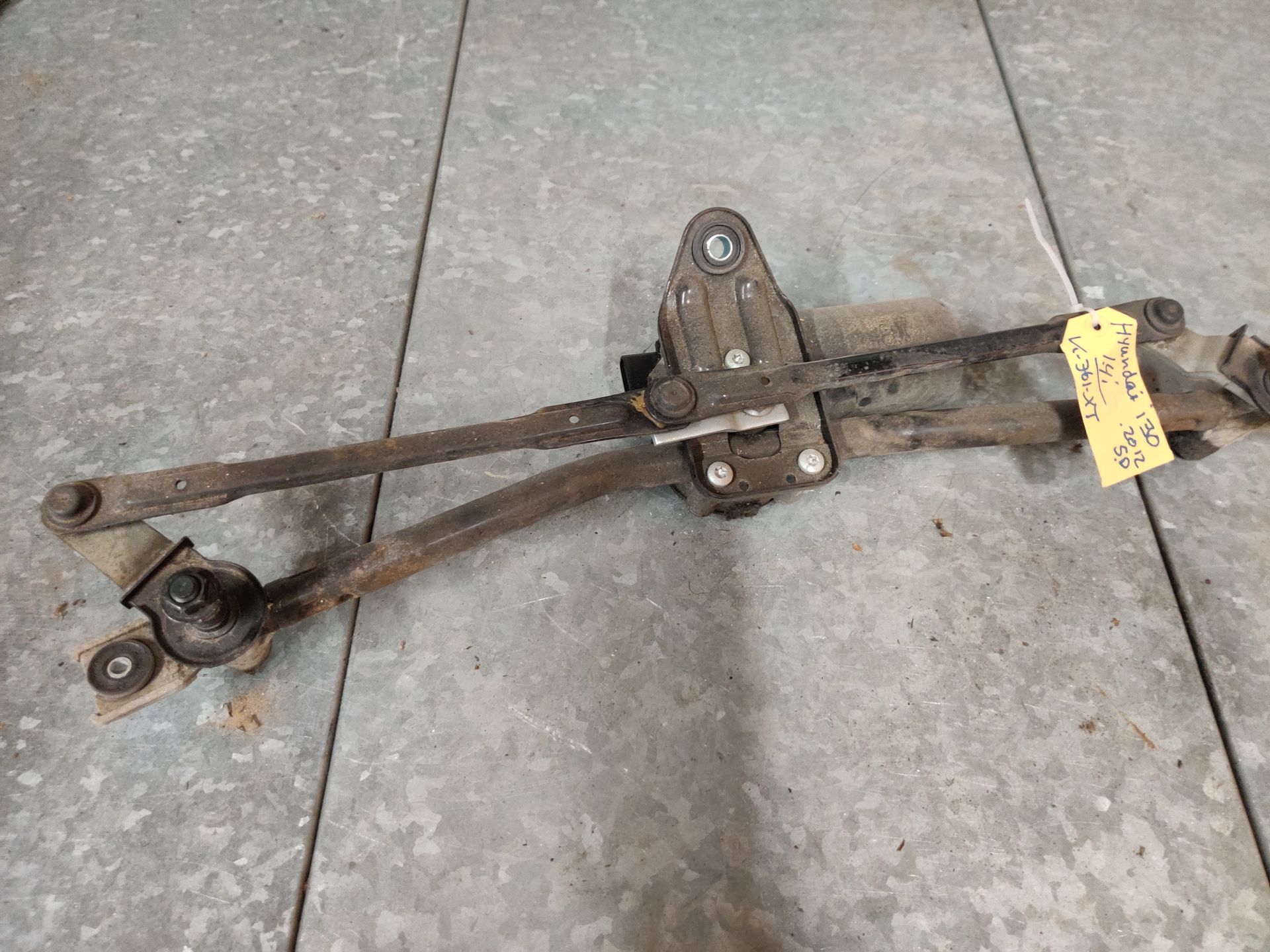 Hyundai i30 ruitenwissermotor bij  www.stegemancarparts.nl