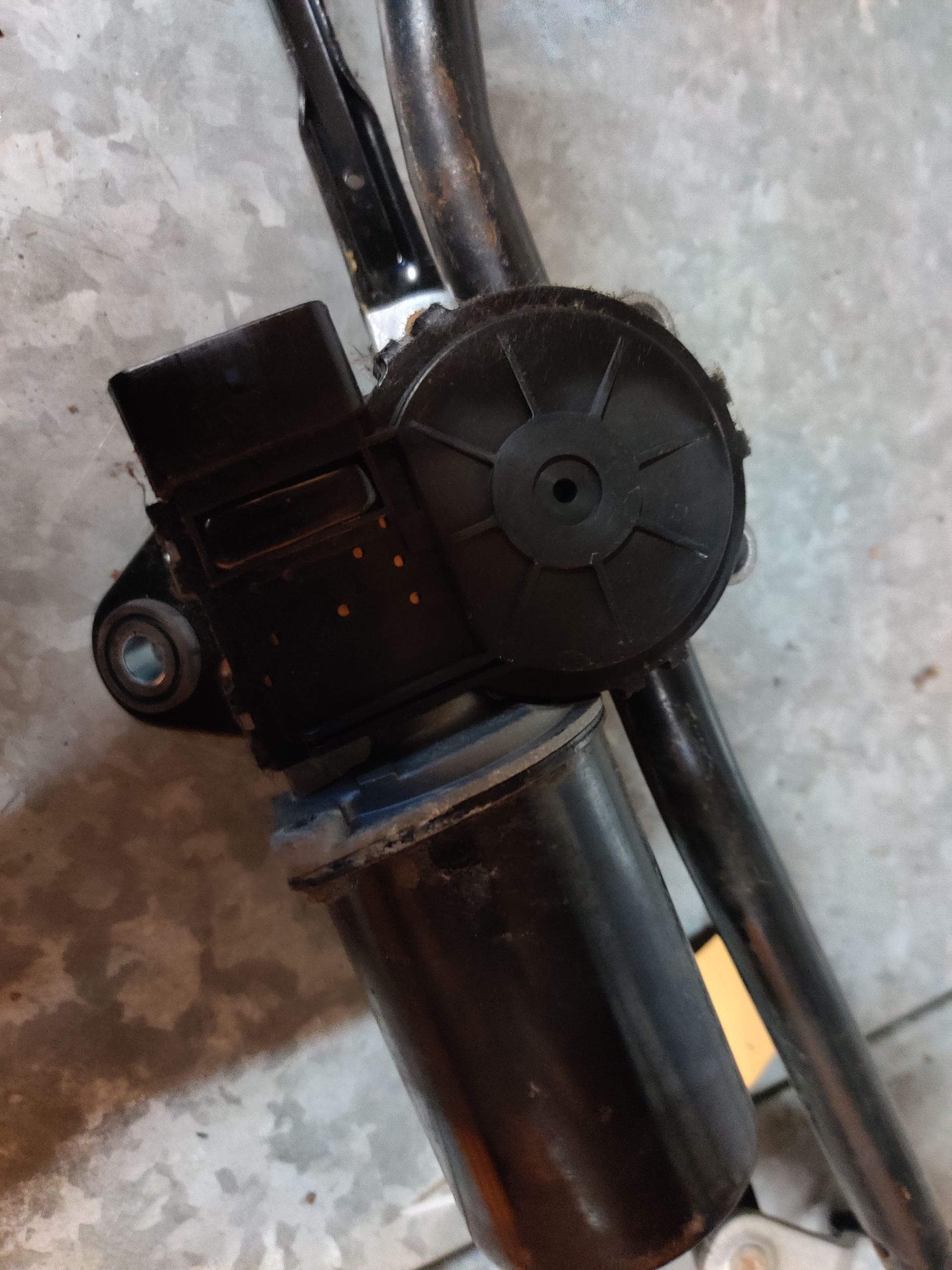 Hyundai i30 ruitenwissermotor bij  www.stegemancarparts.nl