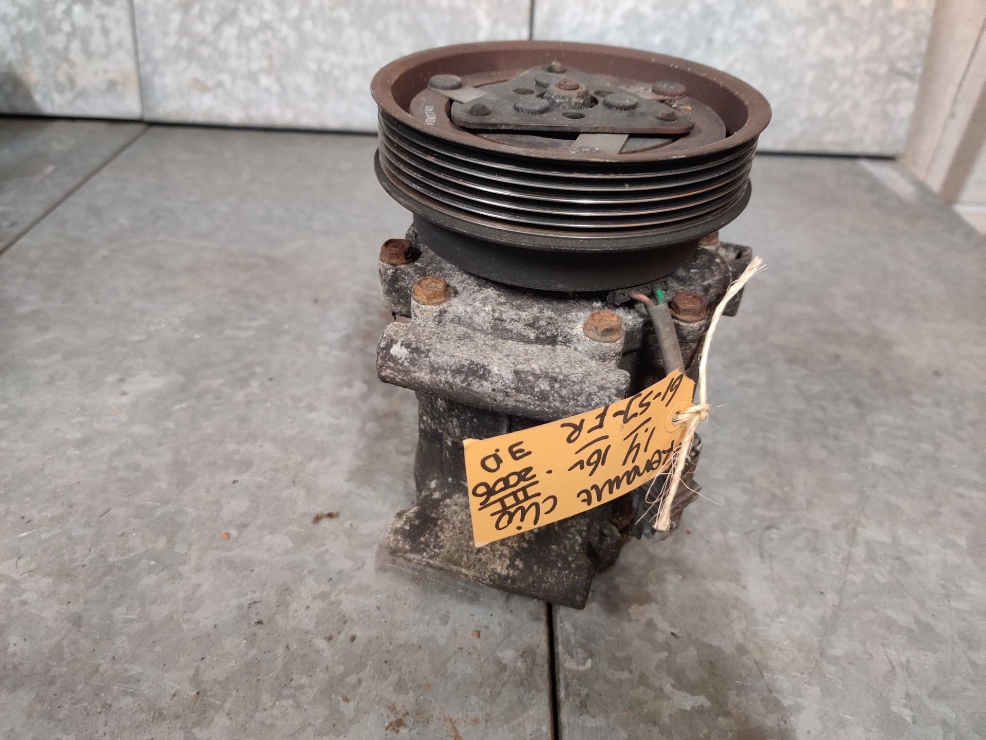 Renault Clio aircopomp  bij  www.stegemancarparts.nl