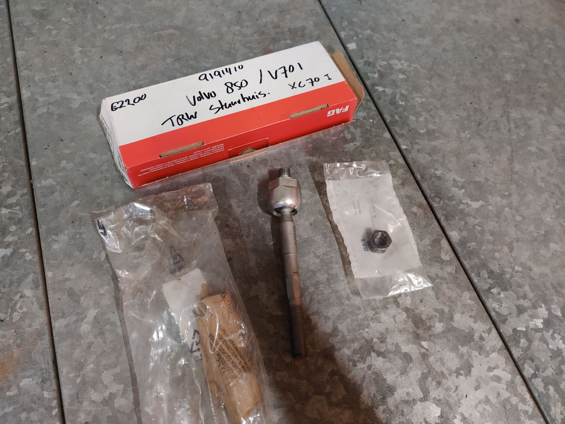 Volvo 850, V70, XC70 onderdelen bij Stegeman Car Parts in Exel, nabij Lochem!