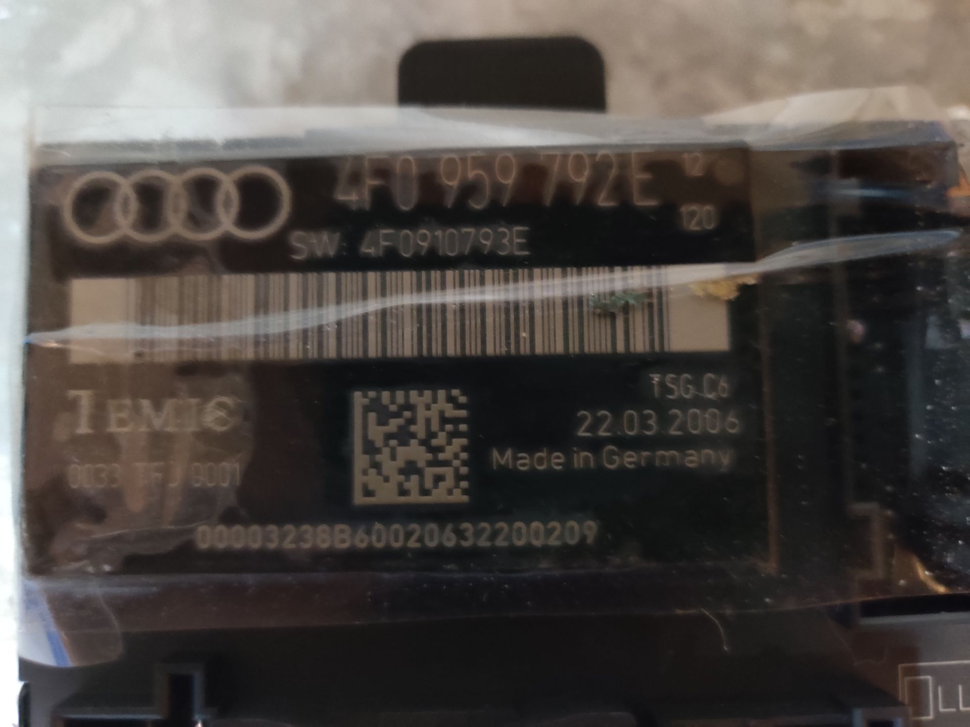 Deur module,  Audi A6 onderdelen volop verkrijgbaar bij Stegeman Car Parts in Exel bij Lochem.