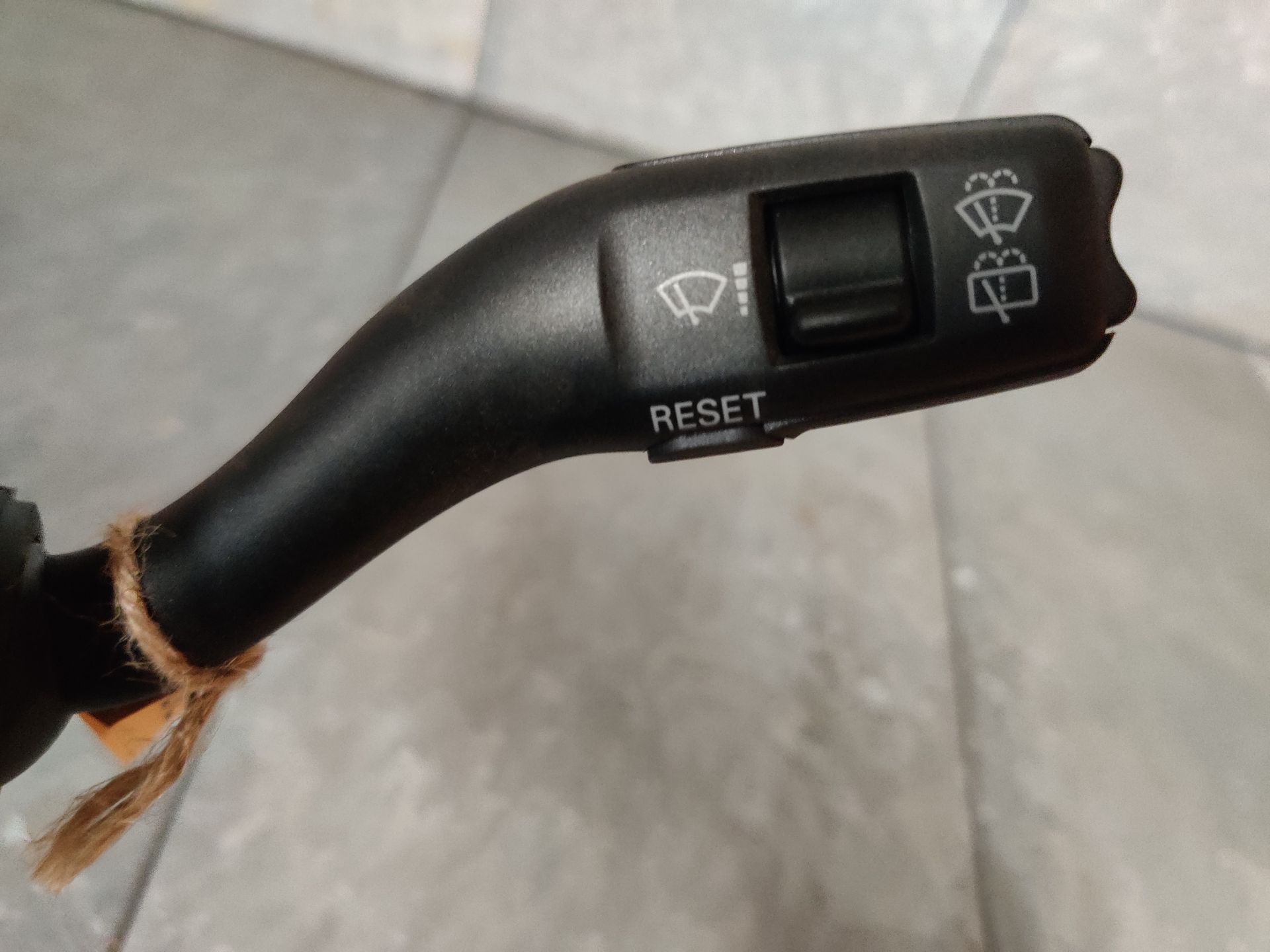 Stuurkolom schakelaar, Audi A6 onderdelen te koop bij Stegeman Car Parts in Exel bij Lochem.