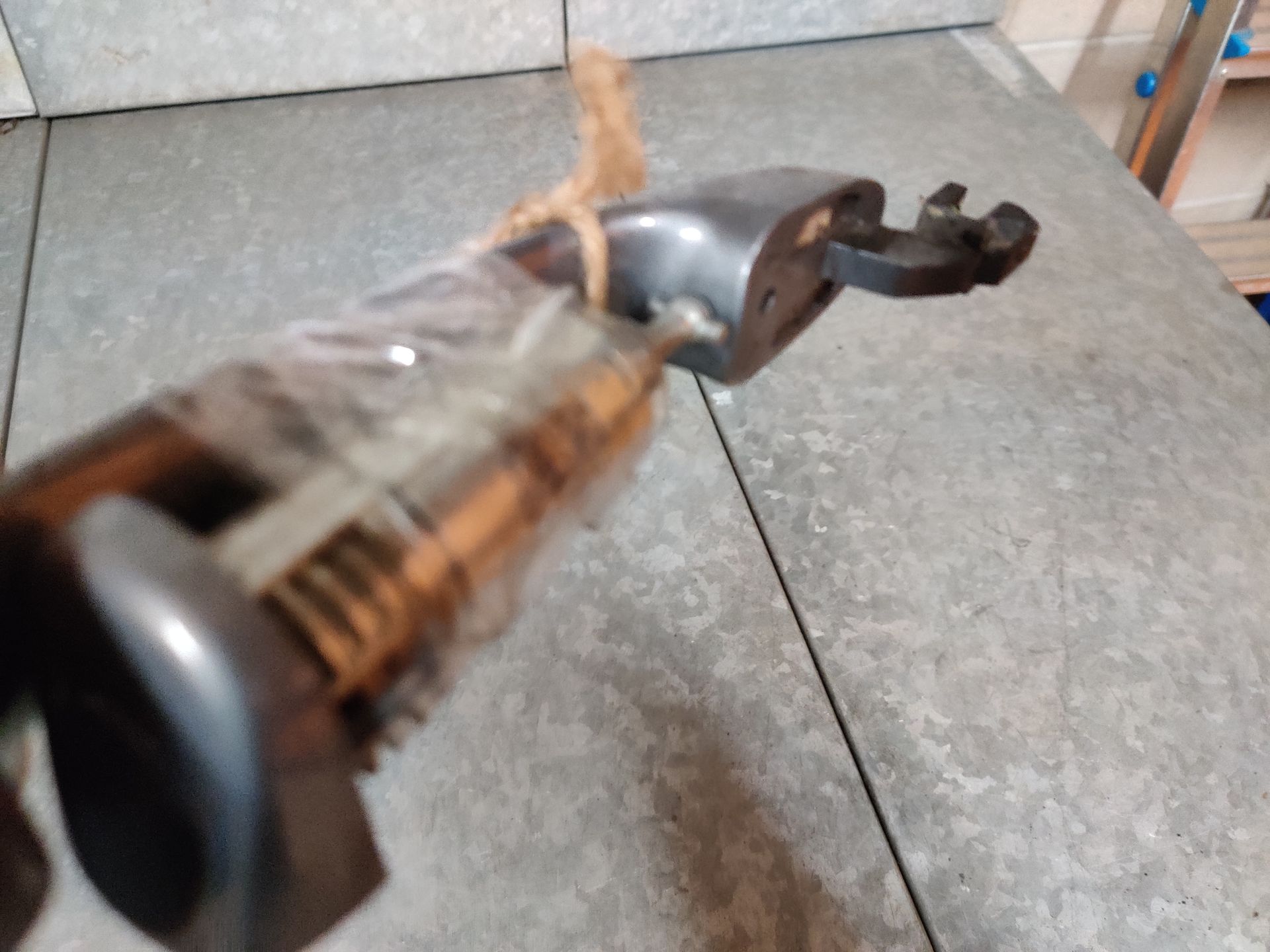 Deurklink linksvoor Ford Ka uit 2010.