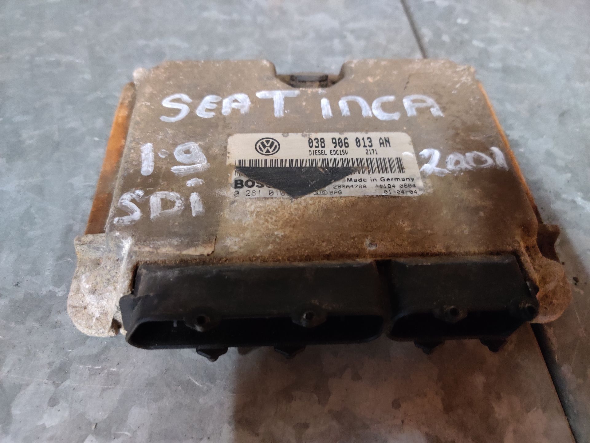 Seat Inca Computer motormanagement 1.9 SDi uit 2001.