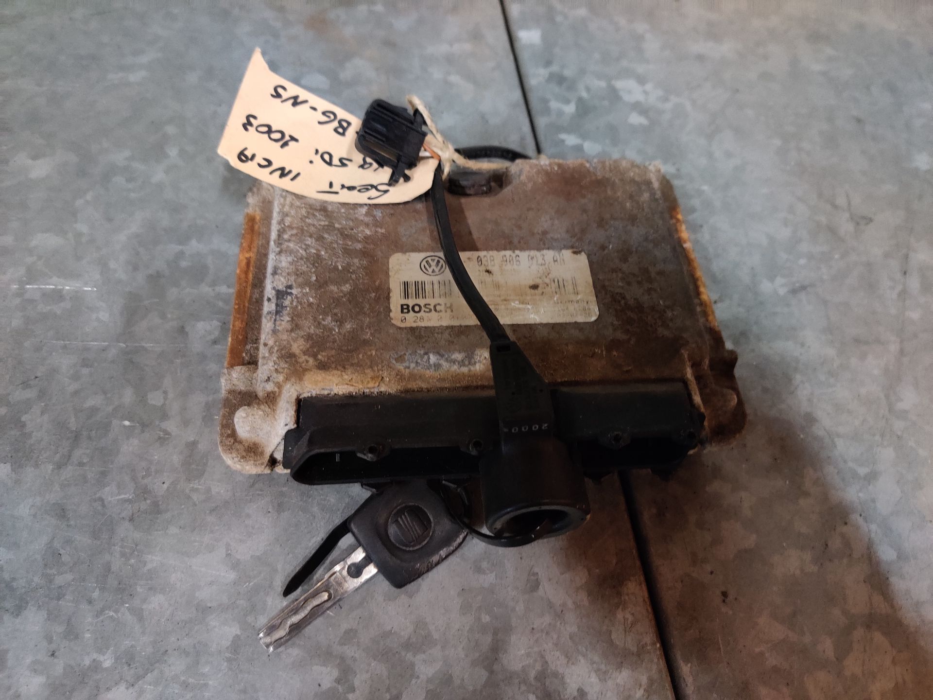 Seat Inca Computer motormanagement 1.9 SDi uit 2003.