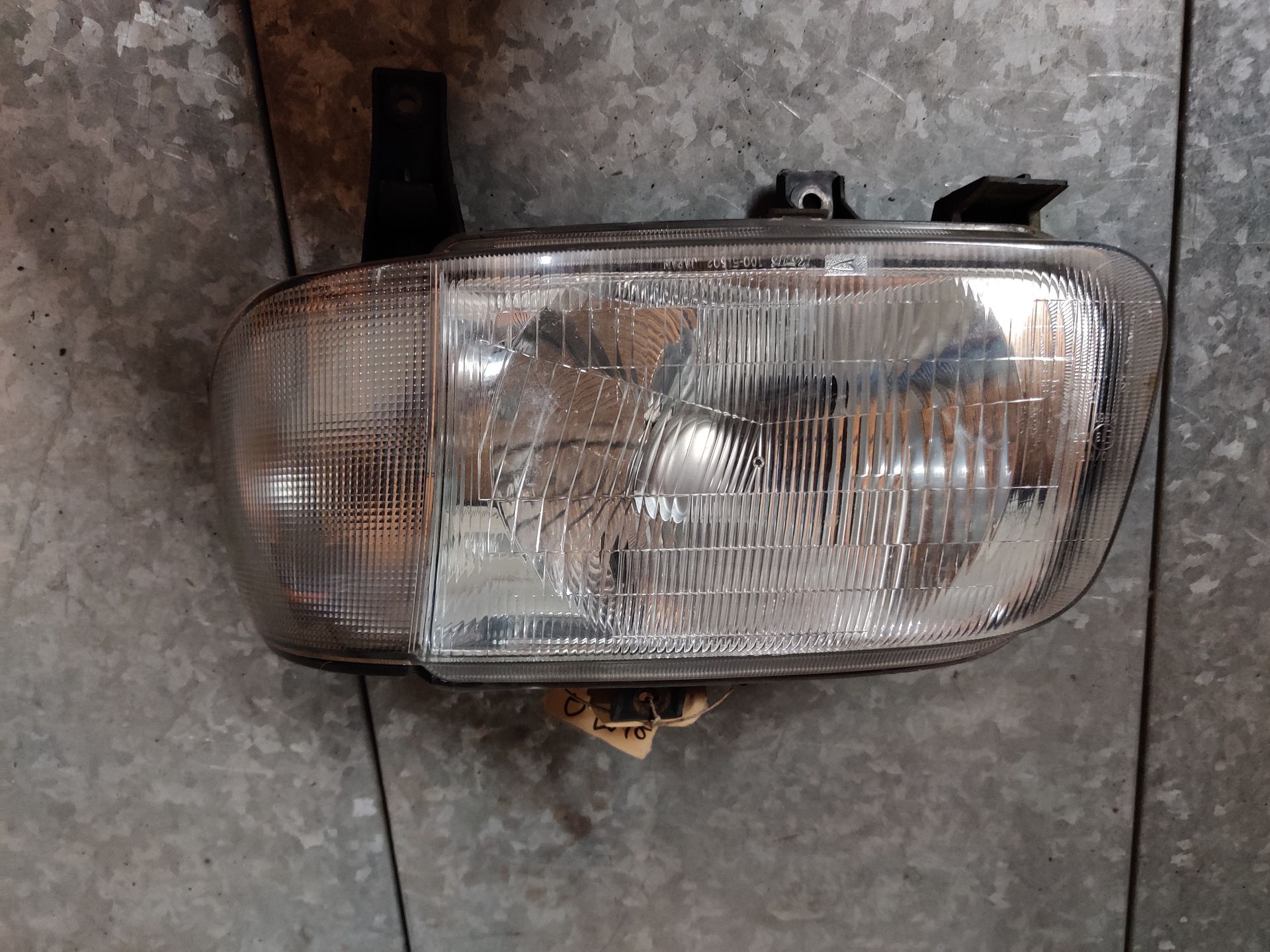 Daihatsu Move linker koplamp van 1999