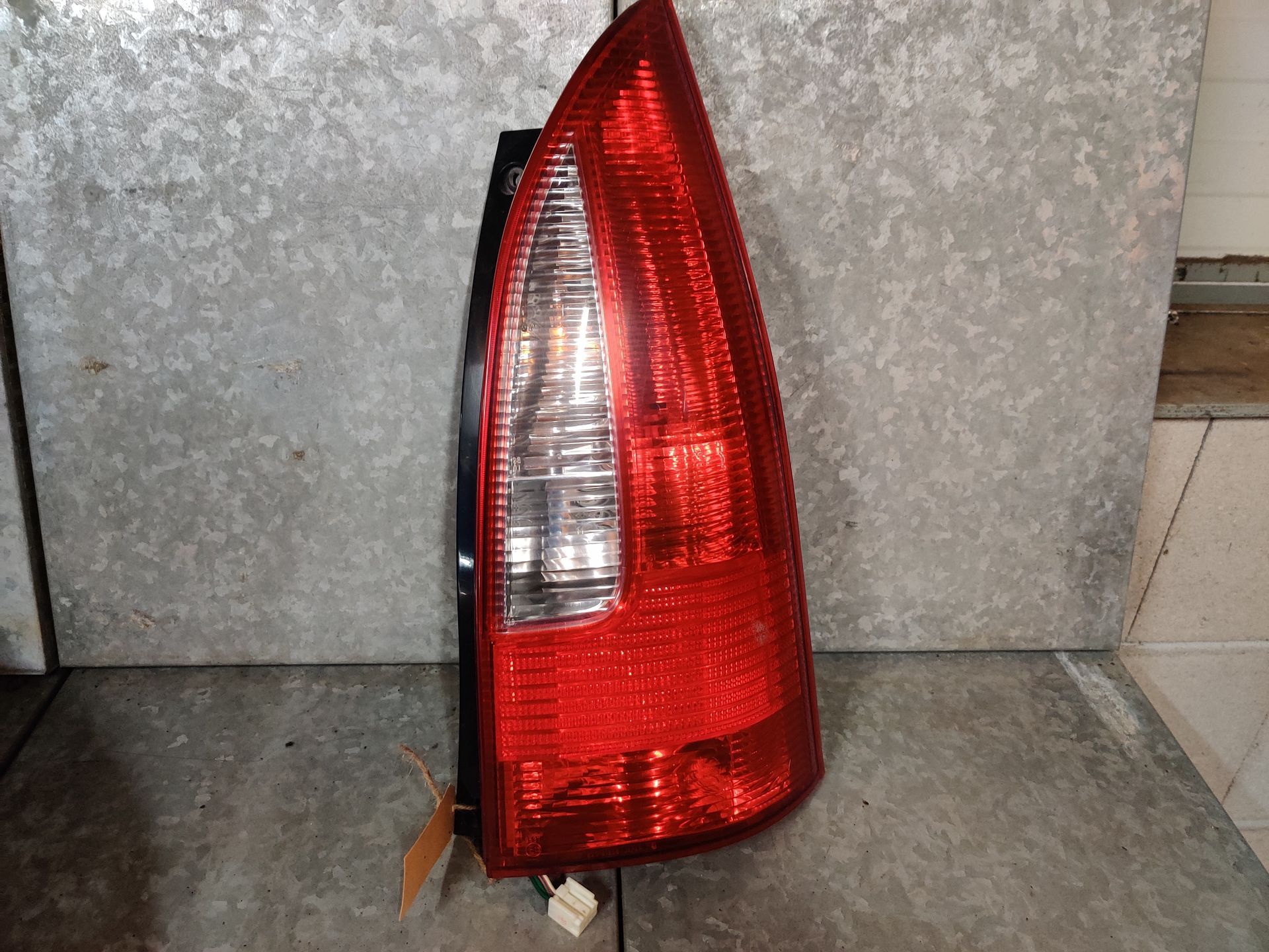 Nissan Premacy rechter achterlicht (2001)