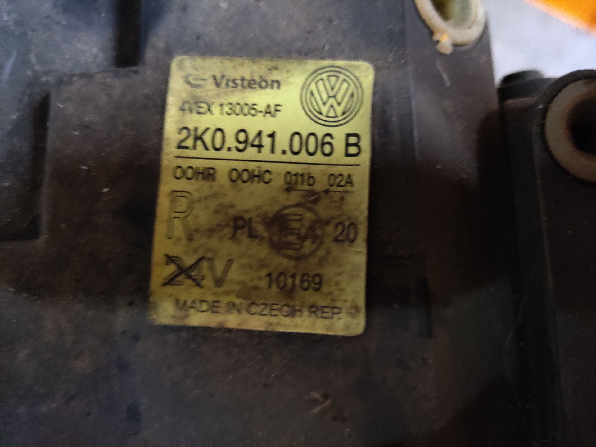 VW Caddy rechter koplamp van een 2.0 SDi