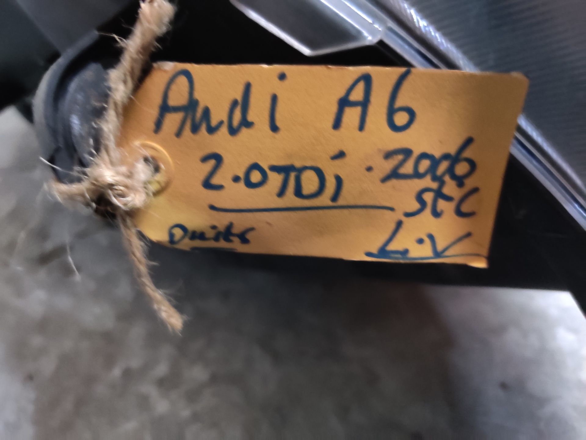 Audi A6 linker koplamp van een 2.0 TDi