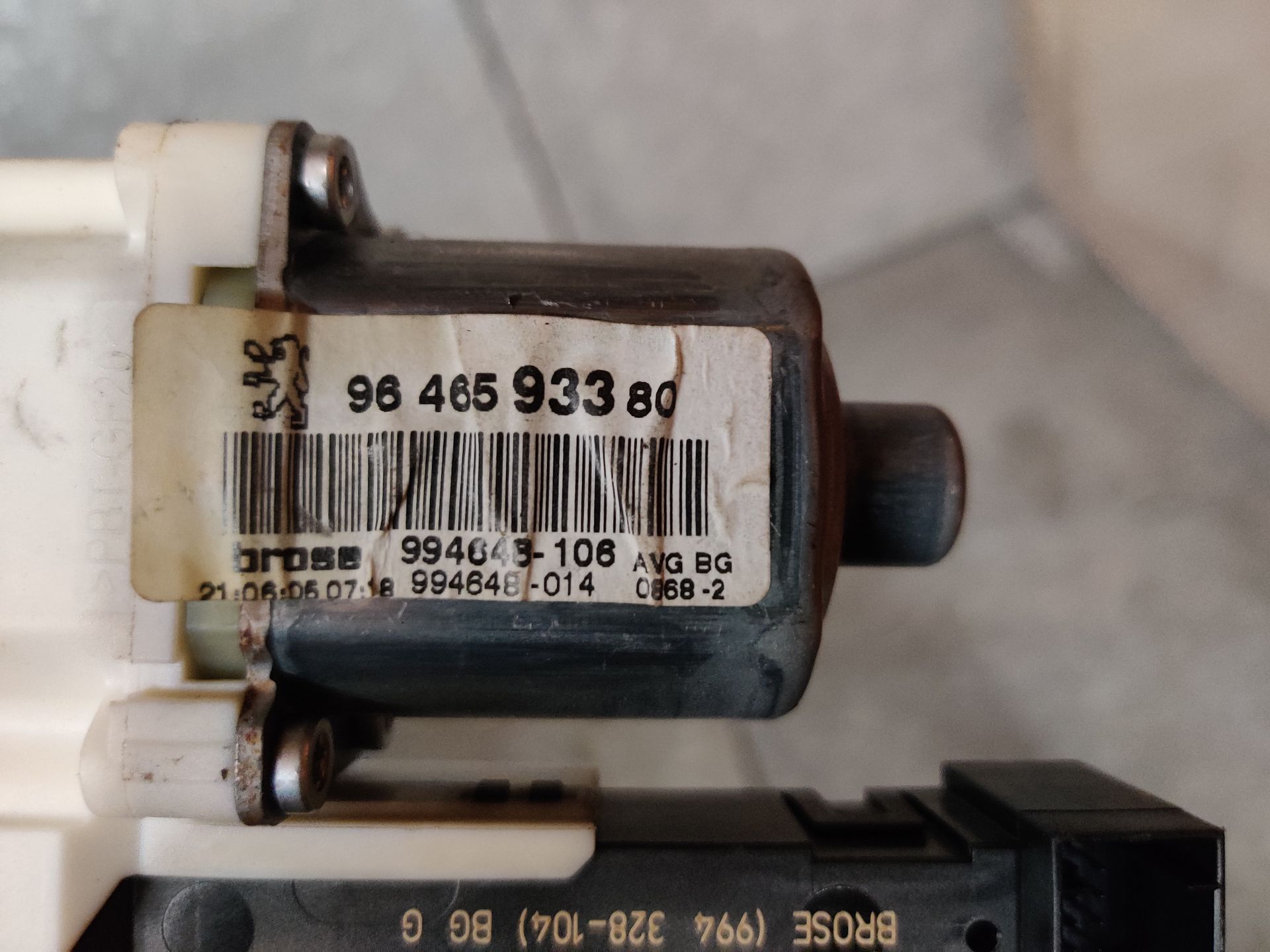 Peugeot 407 raam motor linksvoor
