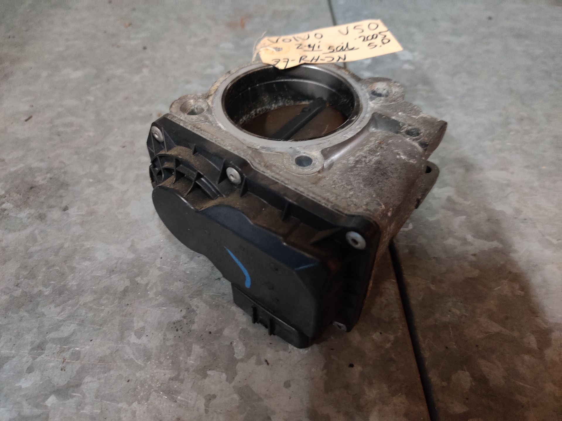 Volvo V50 gasklephuis van een 2.4i (5 cilinder